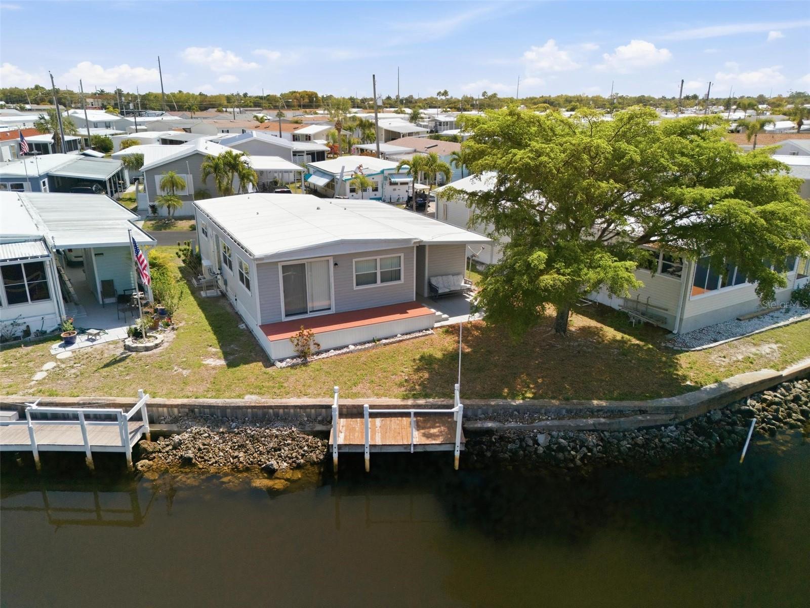 Image 5 of 46 For 10101 Burnt Store Road 17