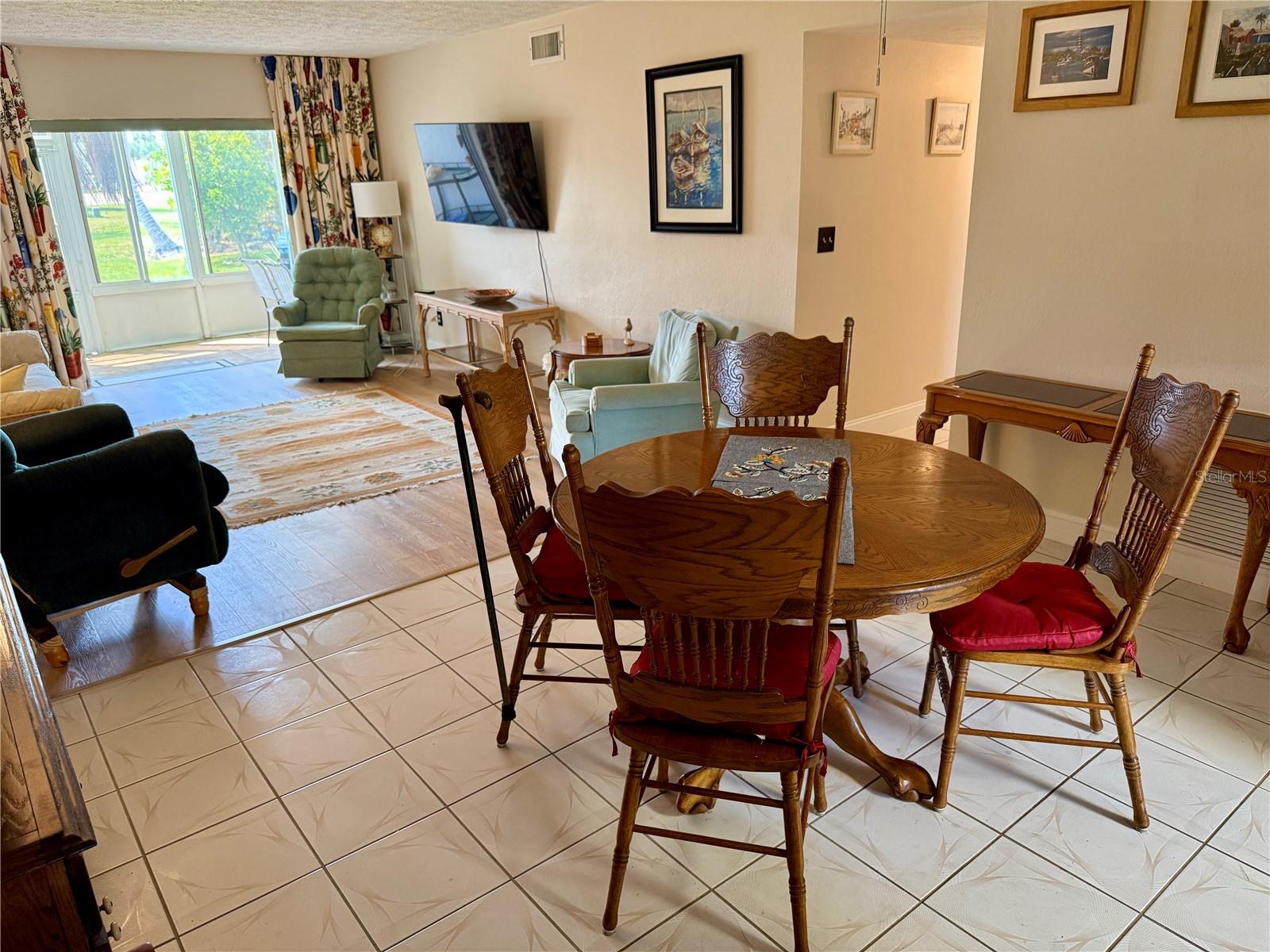 Image 11 of 40 For 806 46th Street 1f