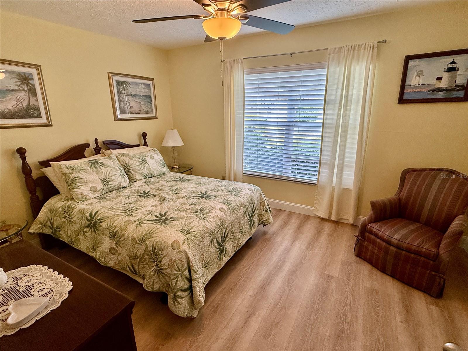 Image 20 of 40 For 806 46th Street 1f