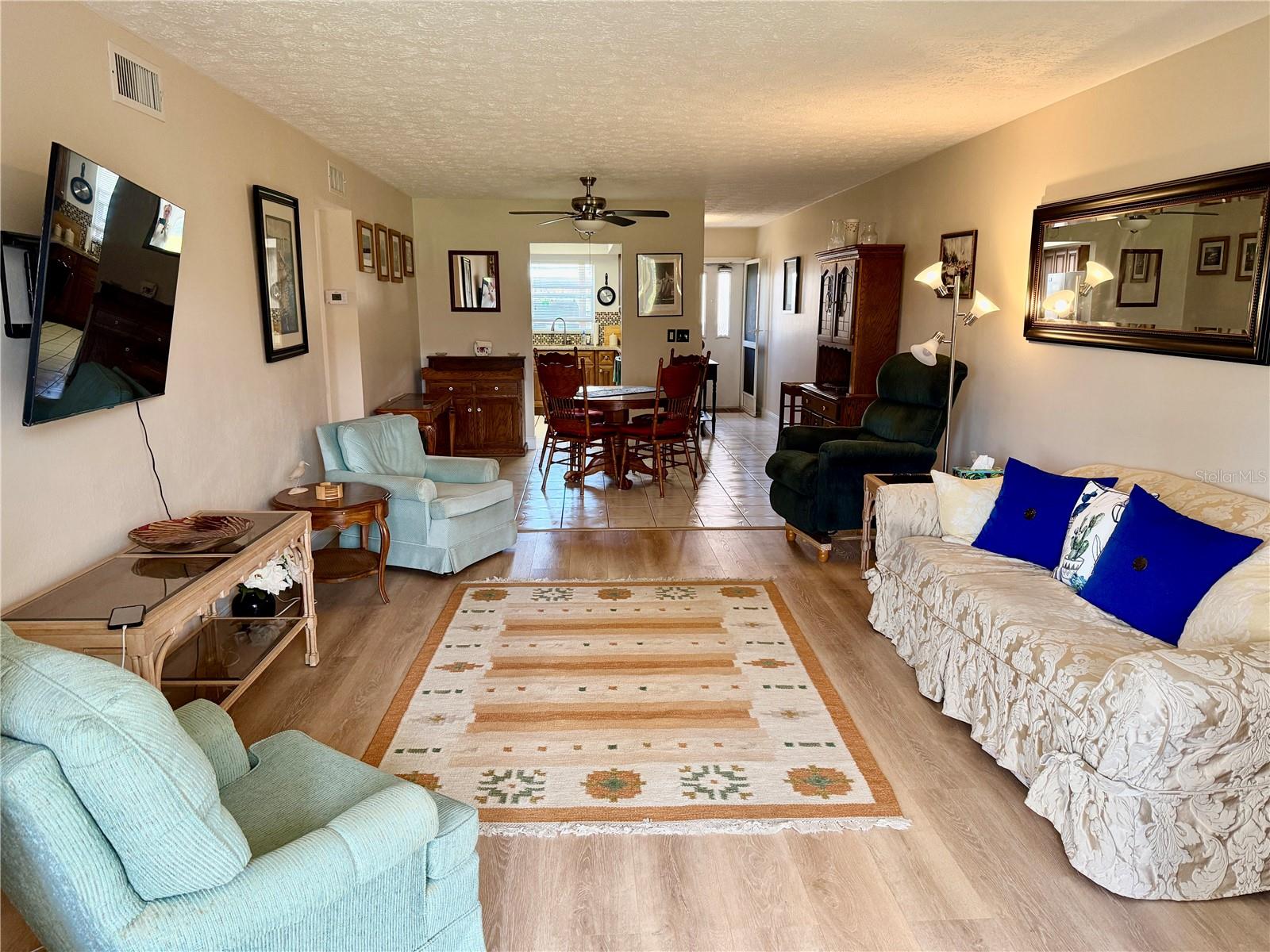 Image 5 of 40 For 806 46th Street 1f