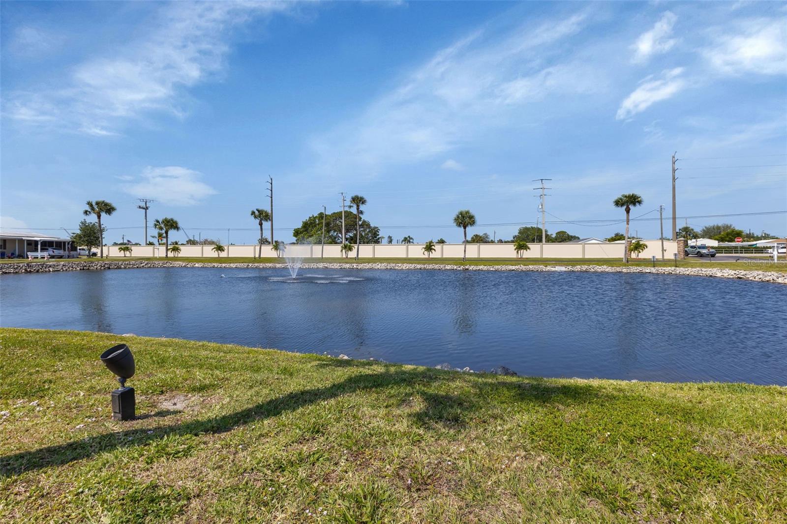 Image 3 of 68 For 10100 Burnt Store Road 118