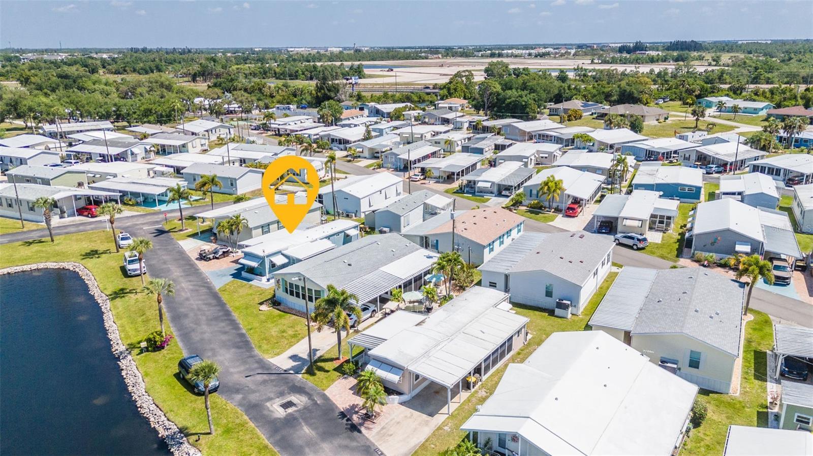 Image 35 of 68 For 10100 Burnt Store Road 118