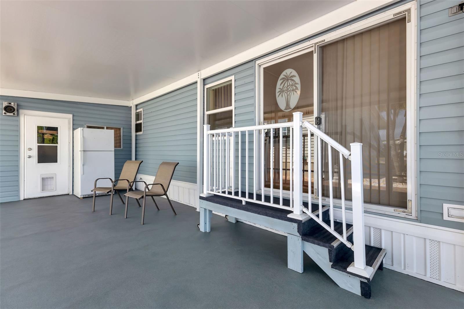 Image 6 of 68 For 10100 Burnt Store Road 118