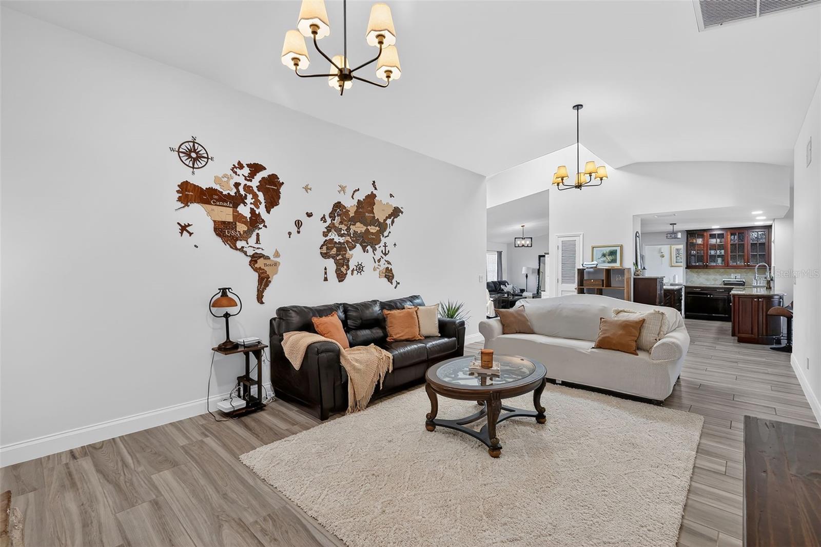 Image 10 of 49 For 29 10th Avenue