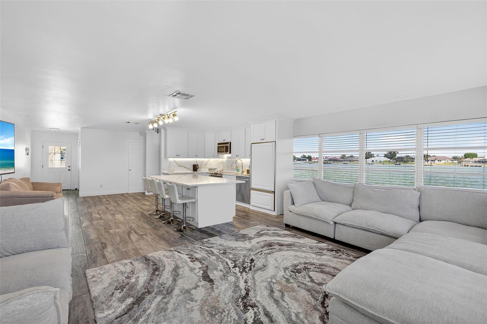 Image 35 of 49 For 29 10th Avenue