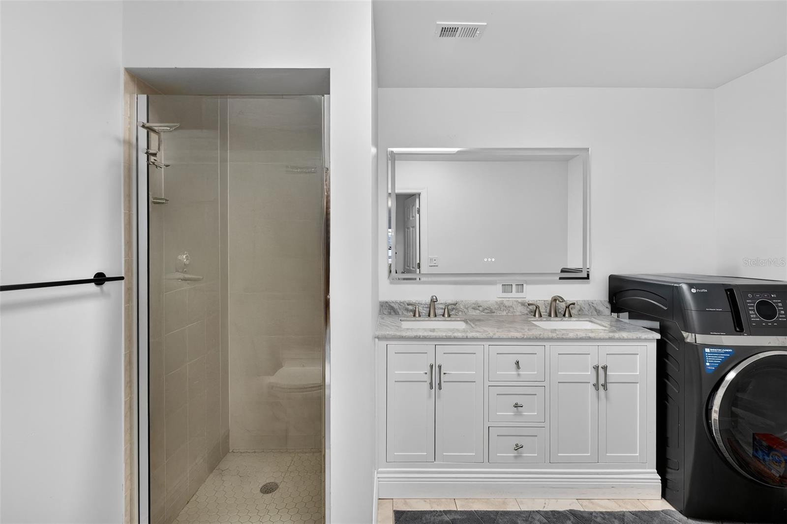 Image 36 of 49 For 29 10th Avenue