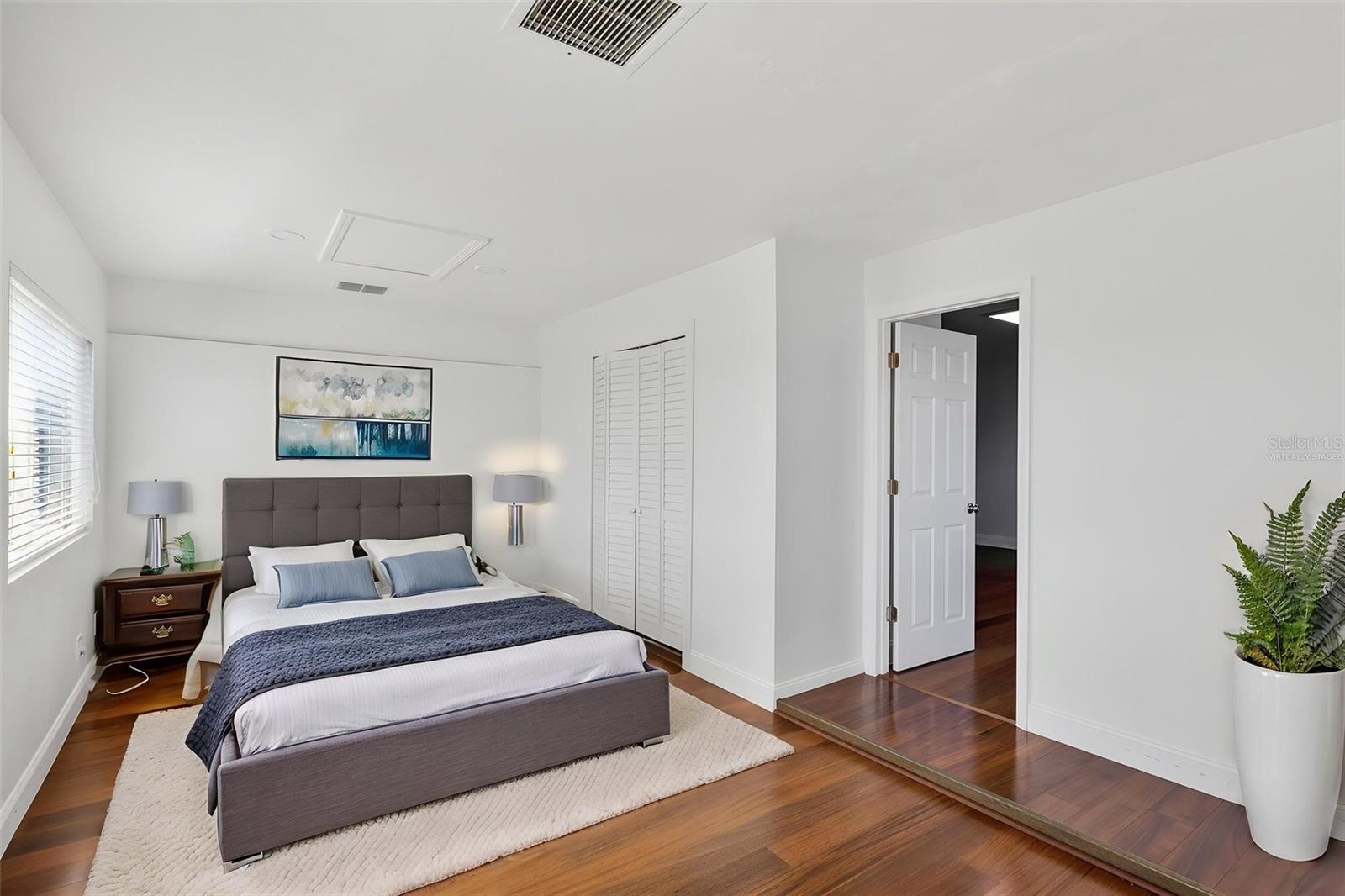 Image 39 of 49 For 29 10th Avenue