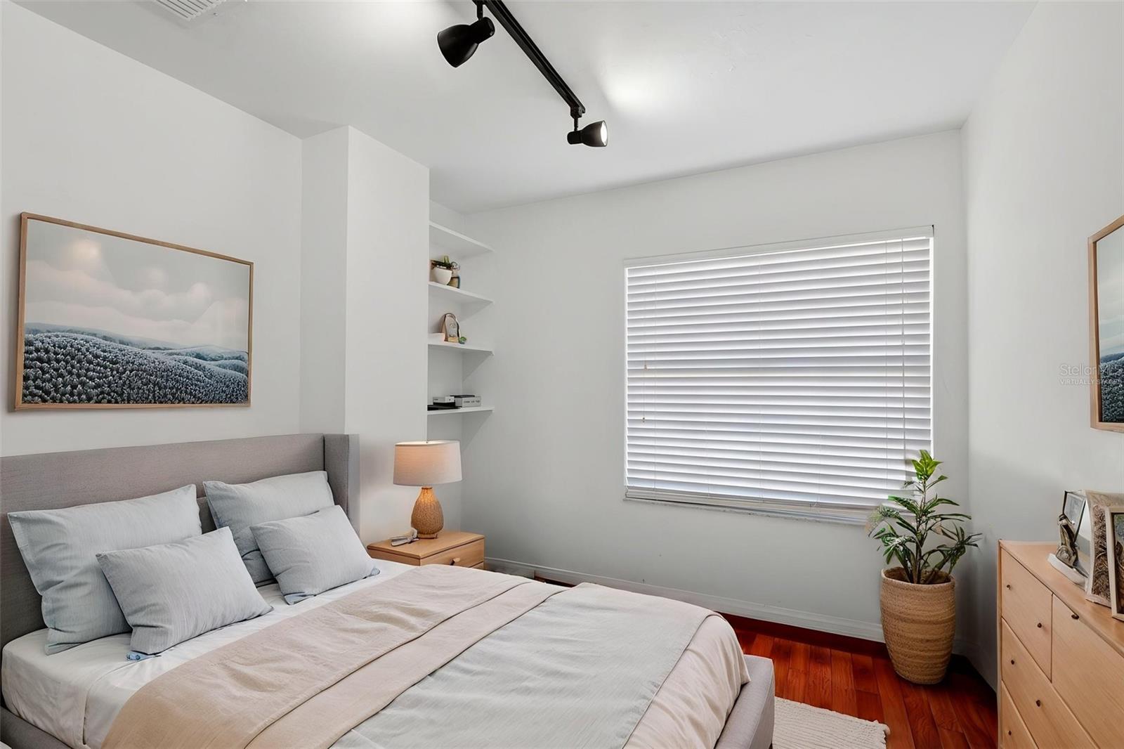 Image 41 of 49 For 29 10th Avenue