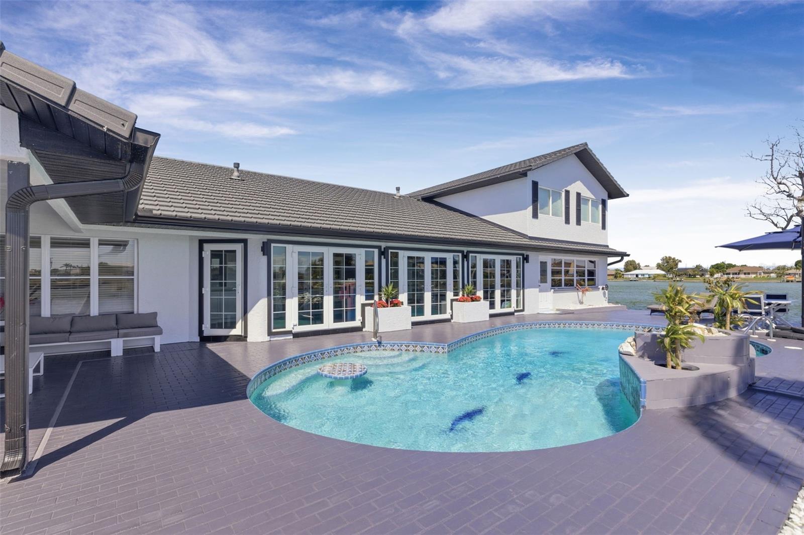 Image 44 of 49 For 29 10th Avenue