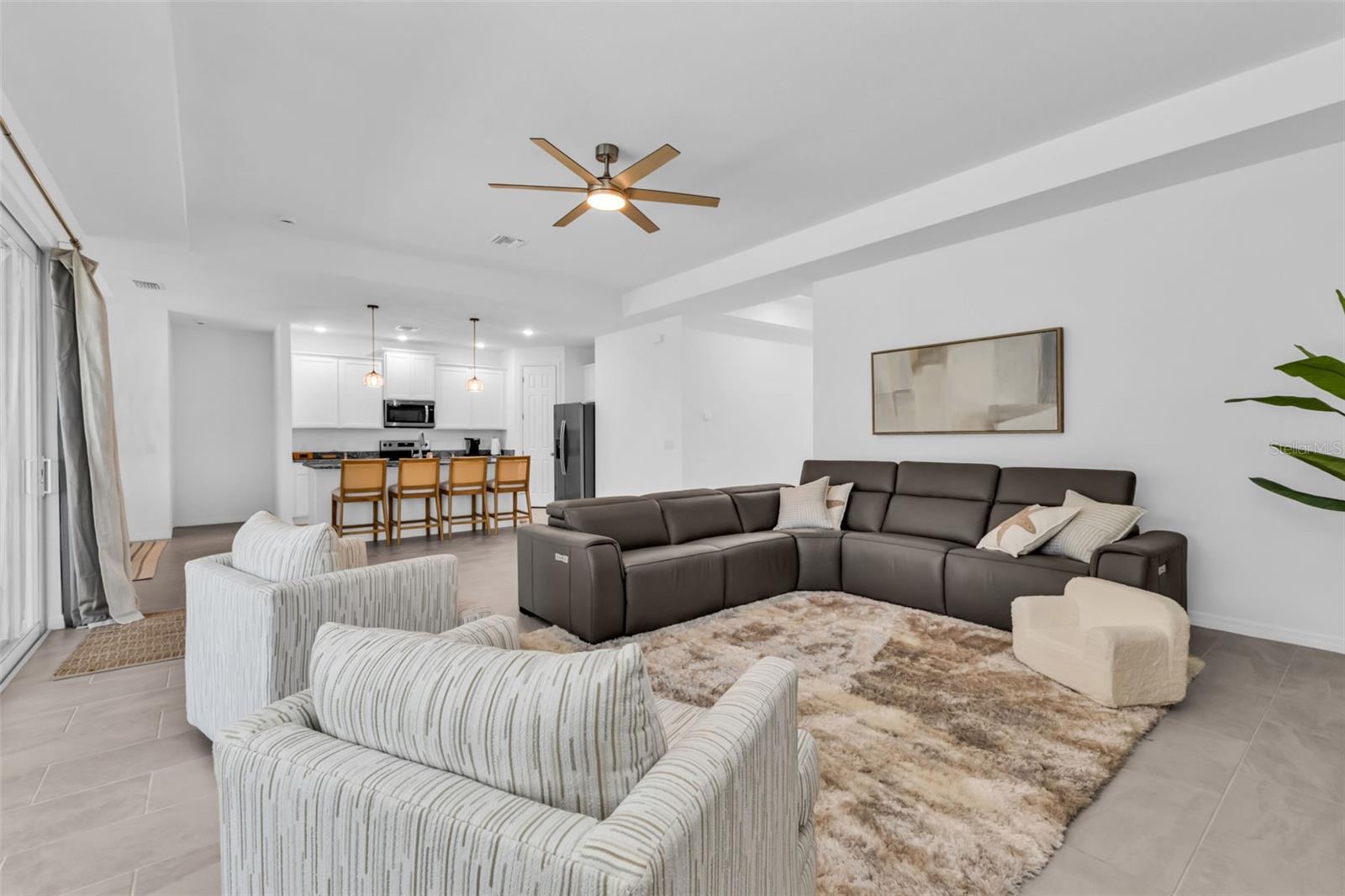 Image 16 of 50 For 223 Rio De Janeiro Avenue