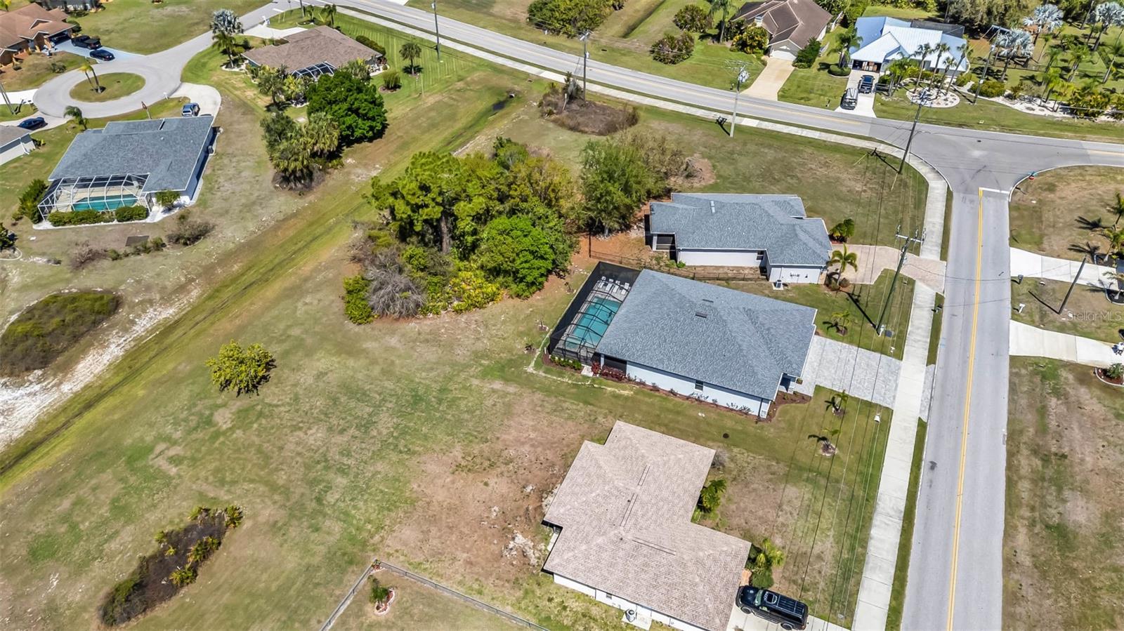 Image 47 of 50 For 223 Rio De Janeiro Avenue