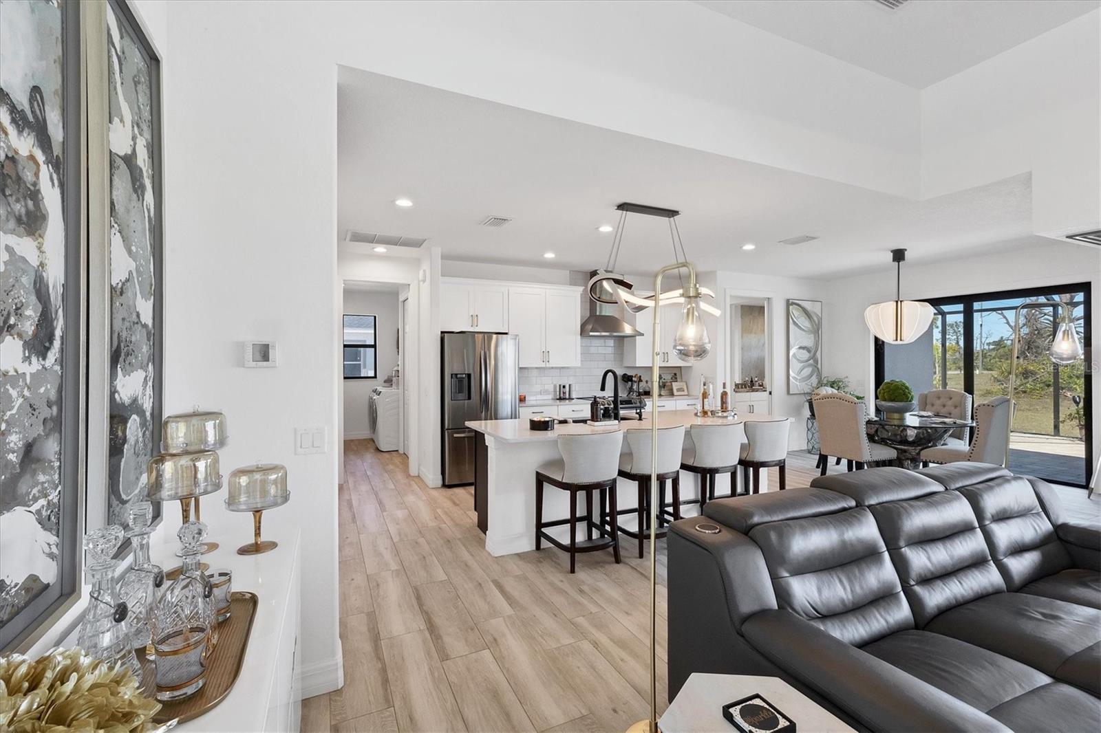 Image 9 of 34 For 48 Master Drive