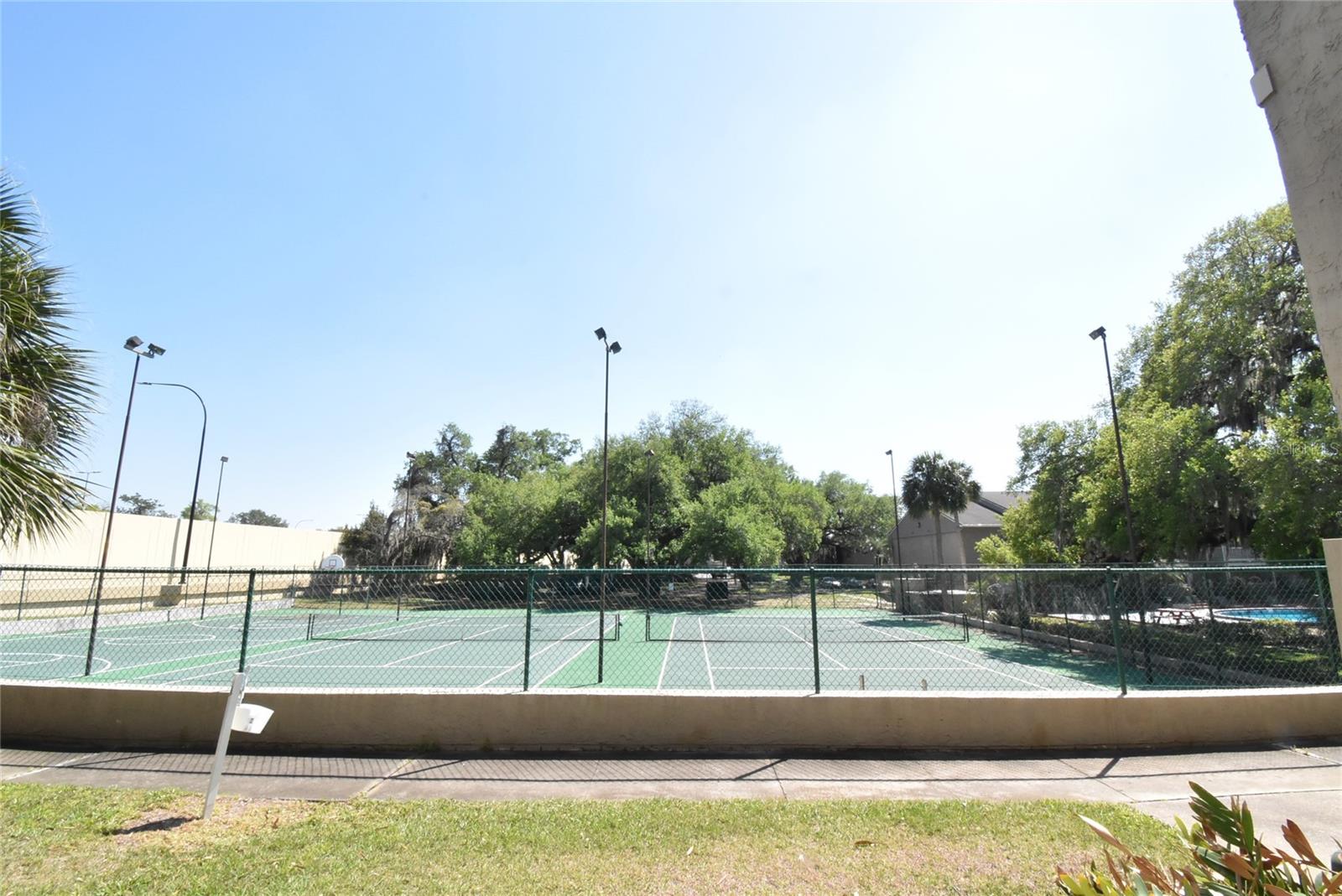 Image 10 of 20 For 435 Wymore Road 103