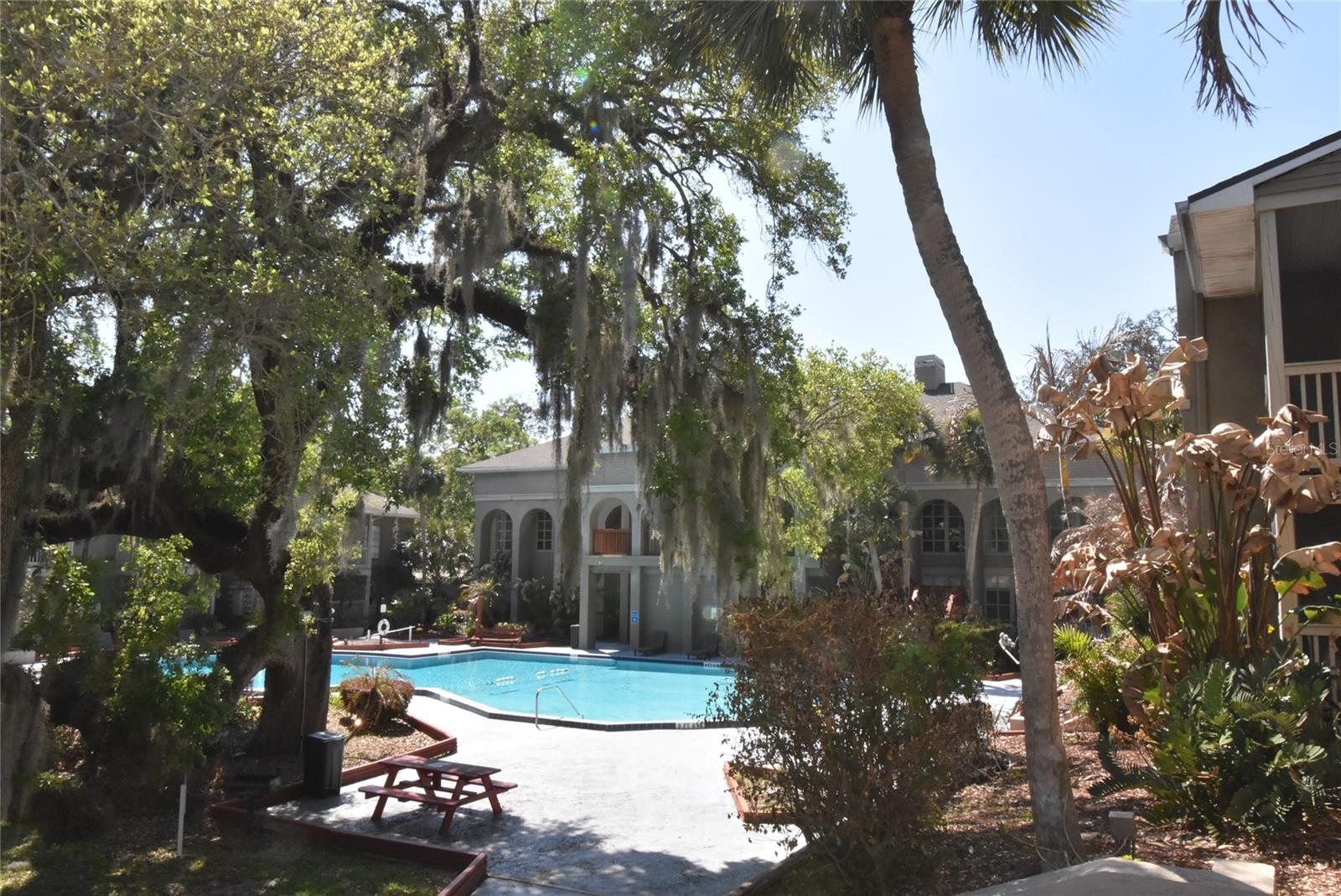 Image 13 of 20 For 435 Wymore Road 103