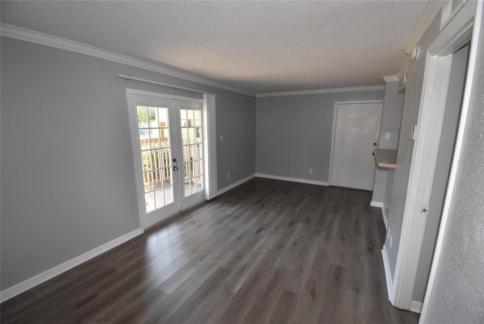 Image 6 of 20 For 435 Wymore Road 103