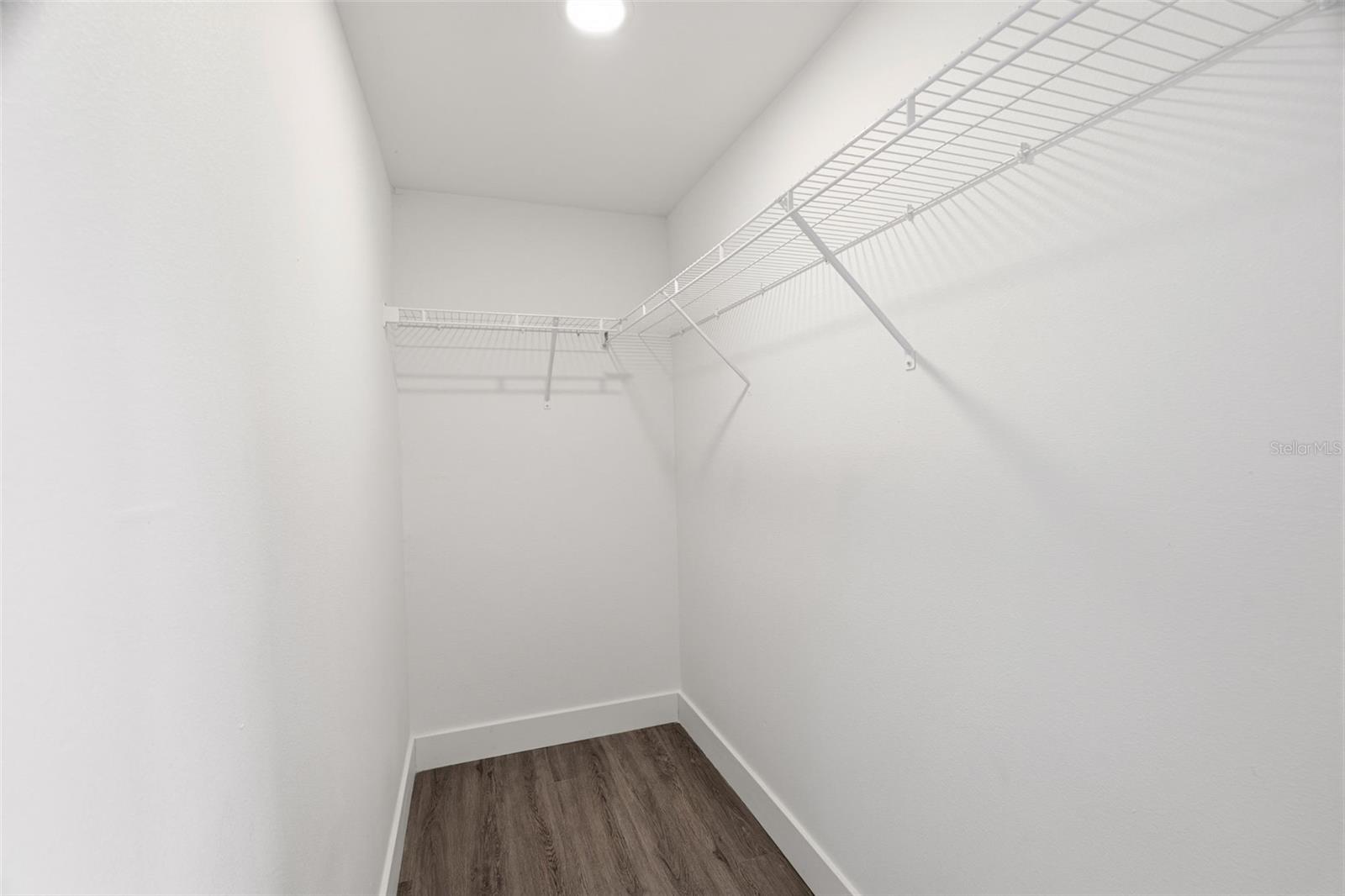 Image 12 of 24 For 2313 Pinegrove Circle