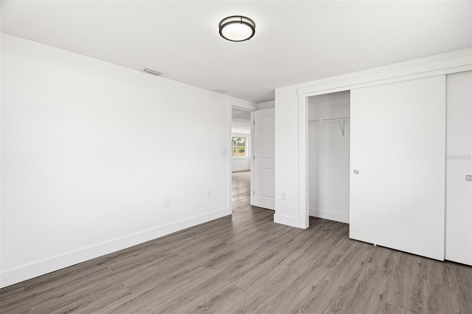 Image 15 of 24 For 2313 Pinegrove Circle