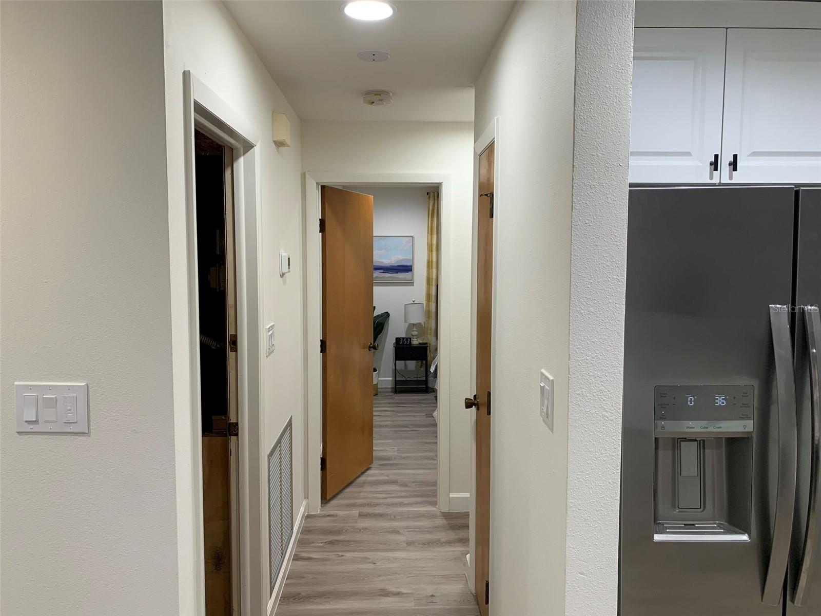 Image 19 of 25 For 23184 Glory Avenue