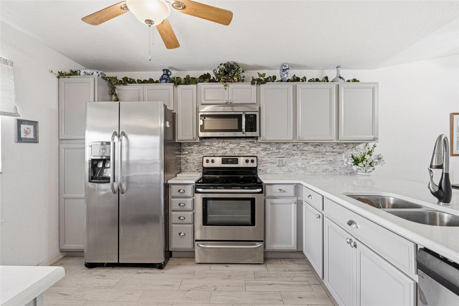 Image 5 of 35 For 175 Kings Highway 437