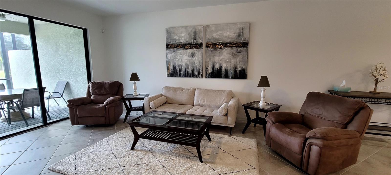 Image 6 of 15 For 2168 Gardenia Avenue