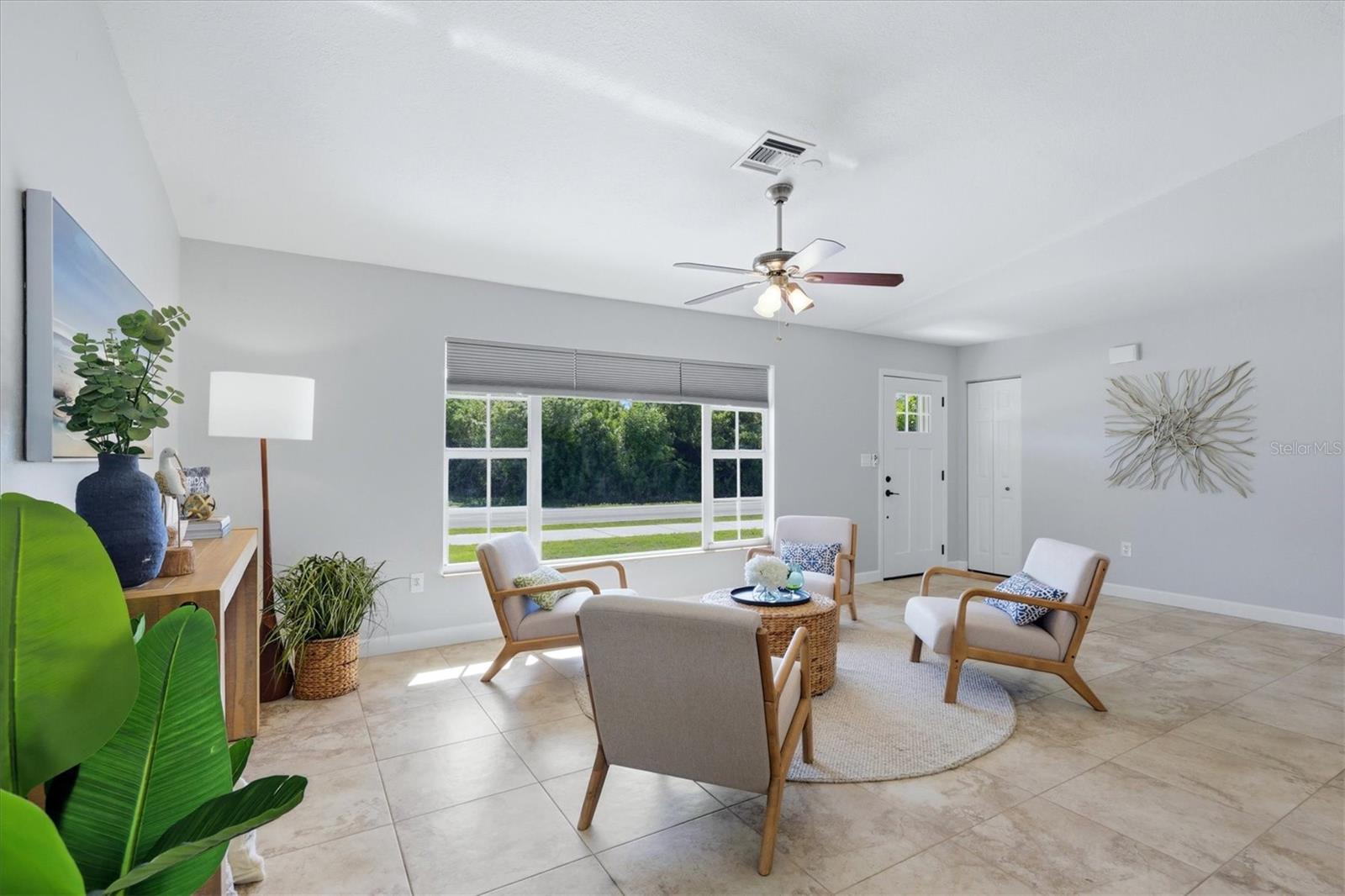 Image 10 of 52 For 3517 Port Charlotte Boulevard