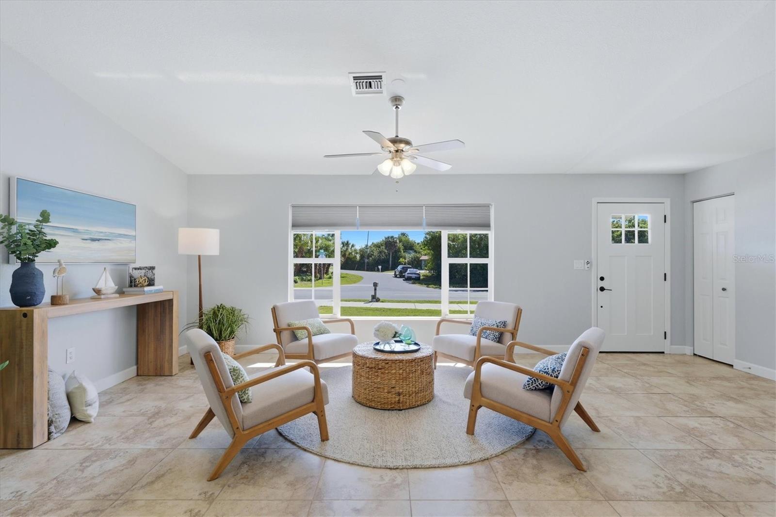 Image 11 of 52 For 3517 Port Charlotte Boulevard