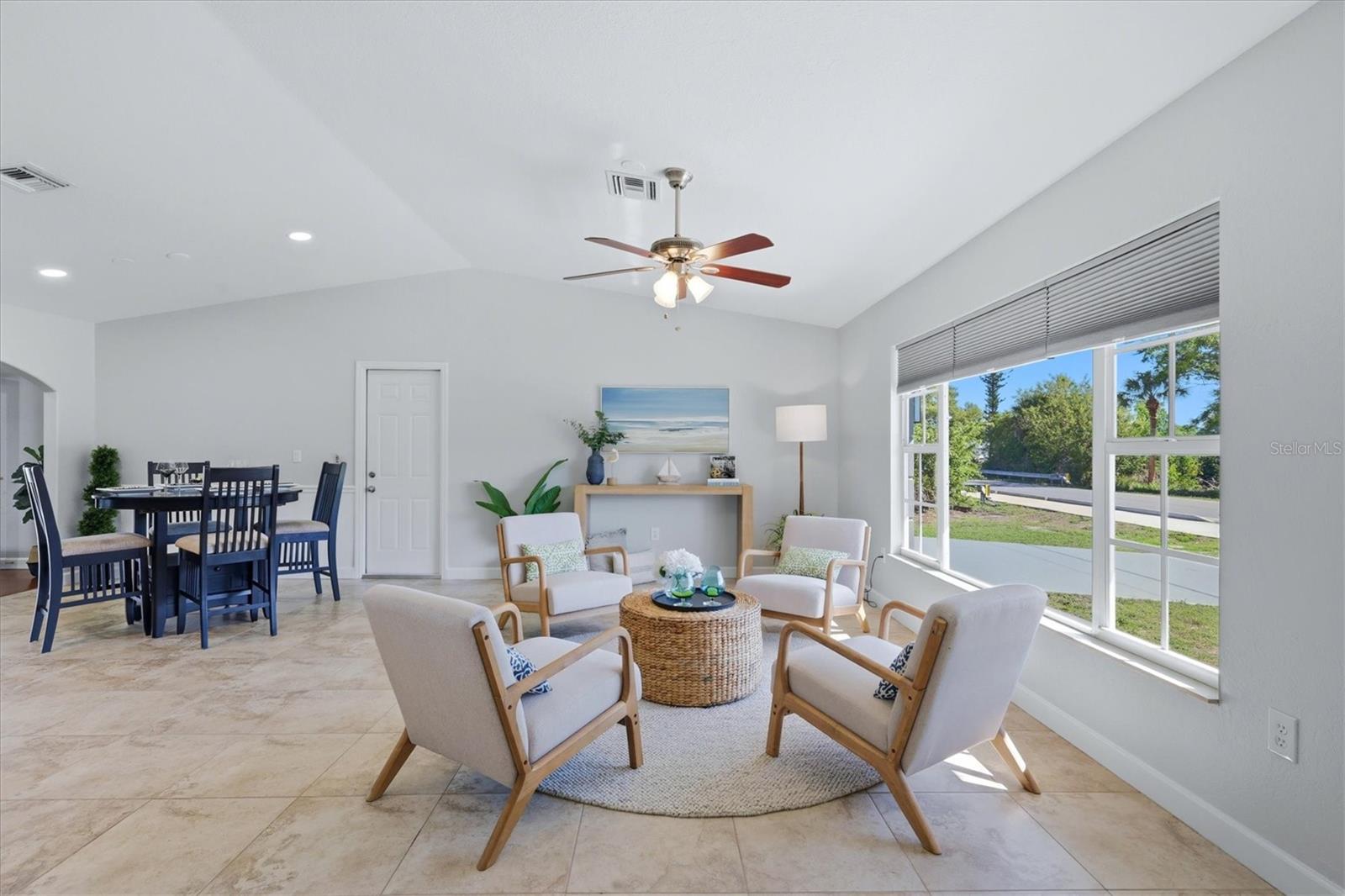 Image 14 of 52 For 3517 Port Charlotte Boulevard