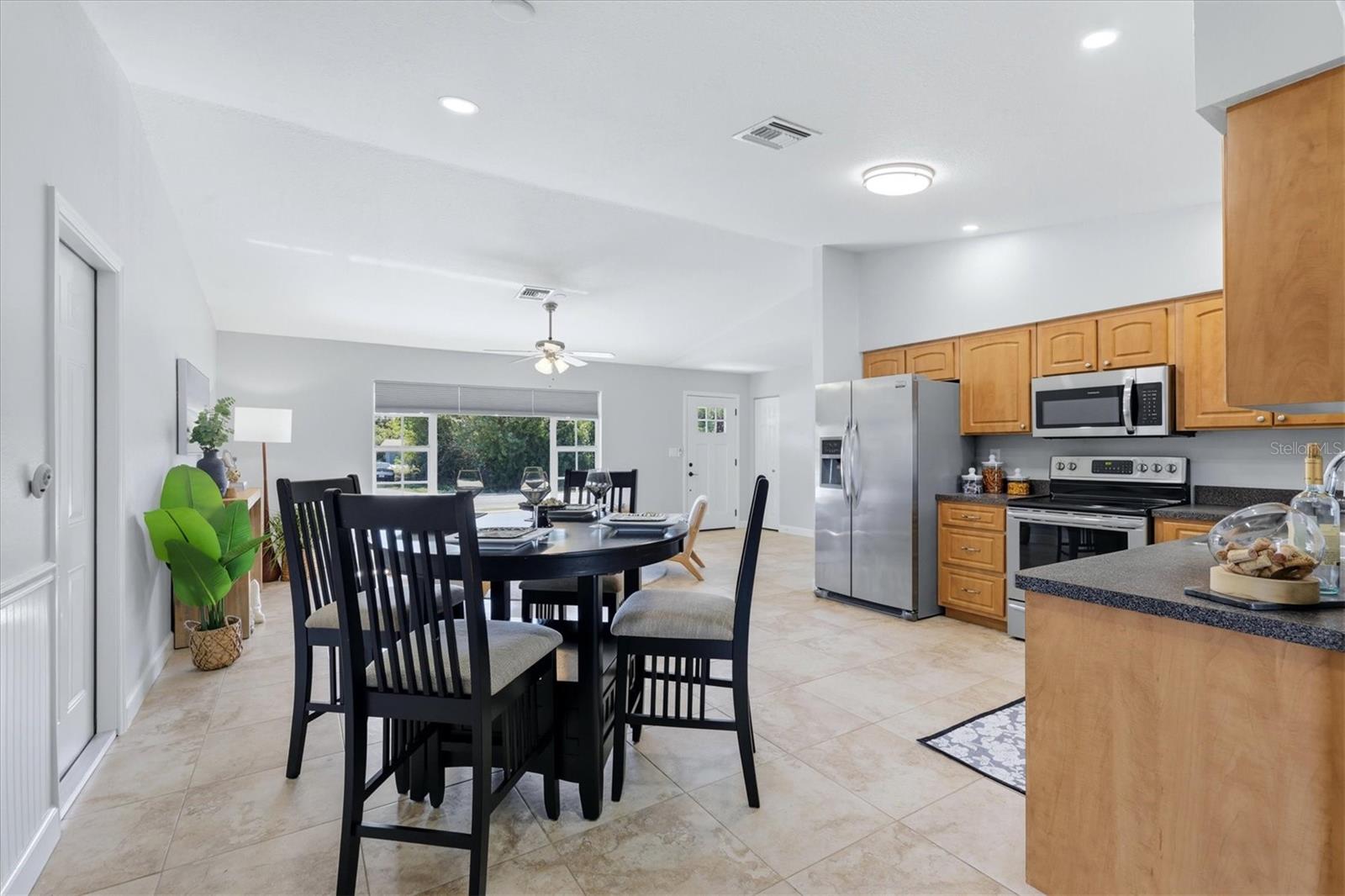 Image 15 of 52 For 3517 Port Charlotte Boulevard