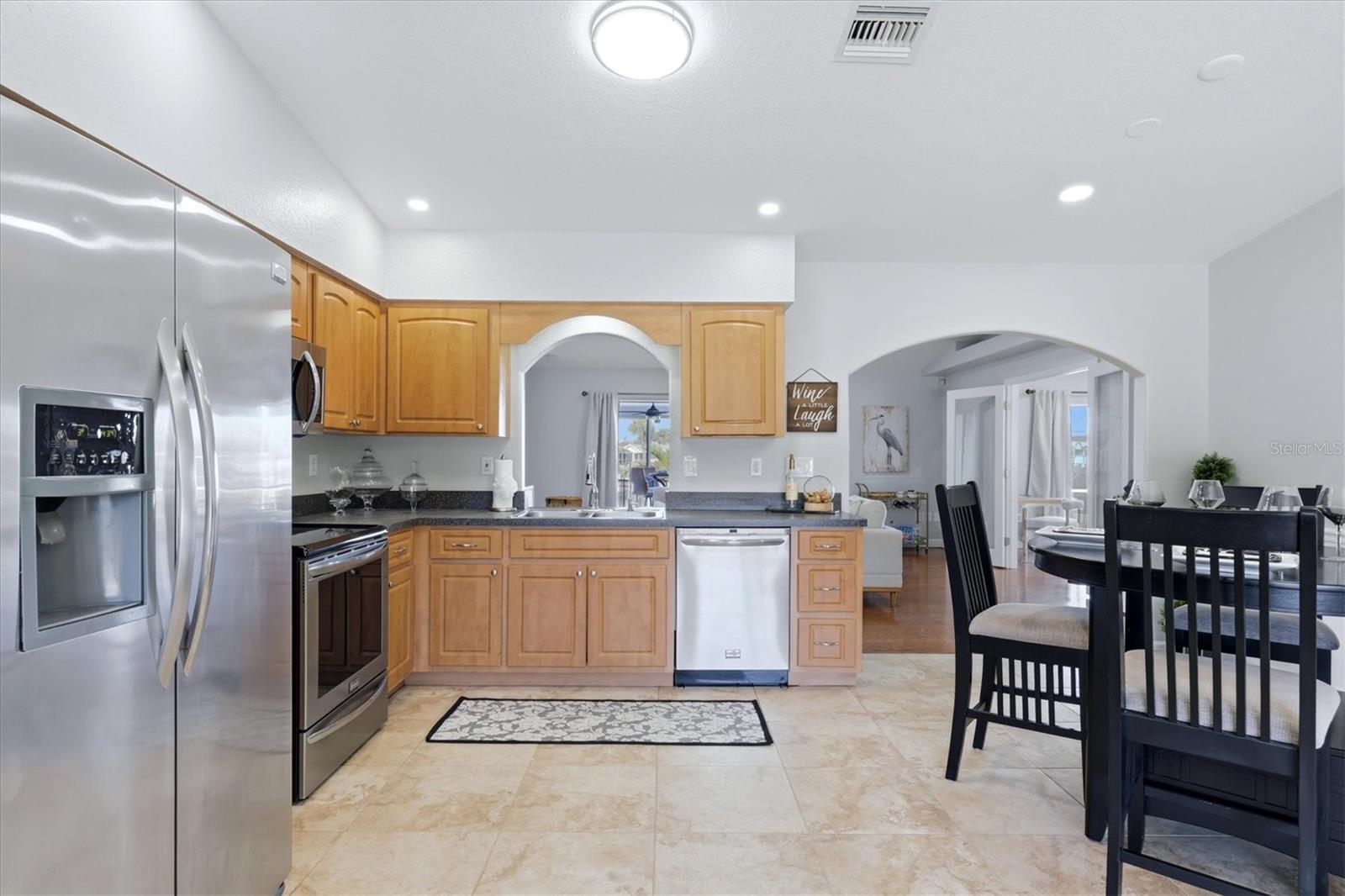 Image 17 of 52 For 3517 Port Charlotte Boulevard