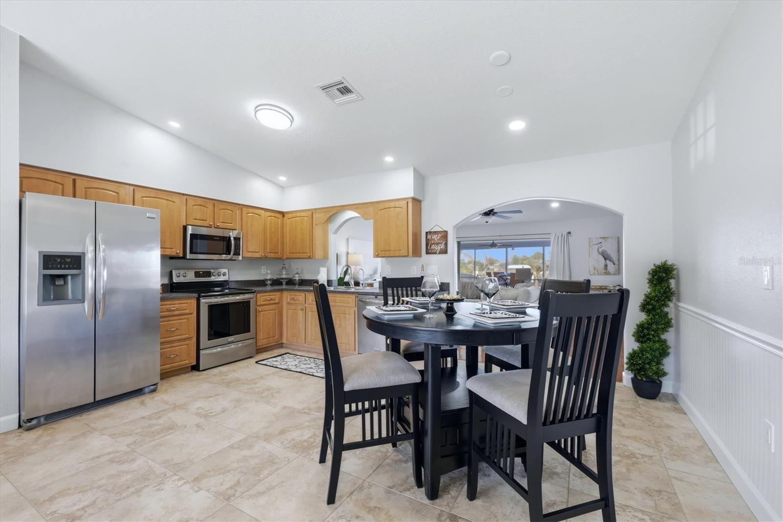 Image 18 of 52 For 3517 Port Charlotte Boulevard