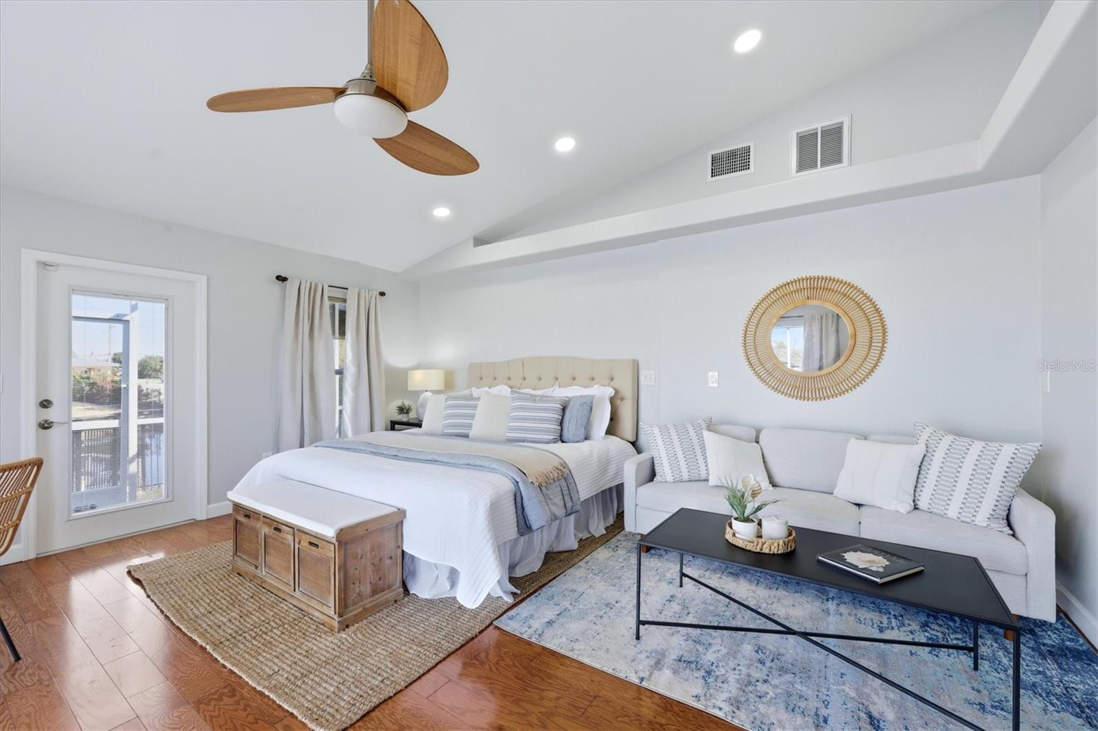 Image 20 of 52 For 3517 Port Charlotte Boulevard