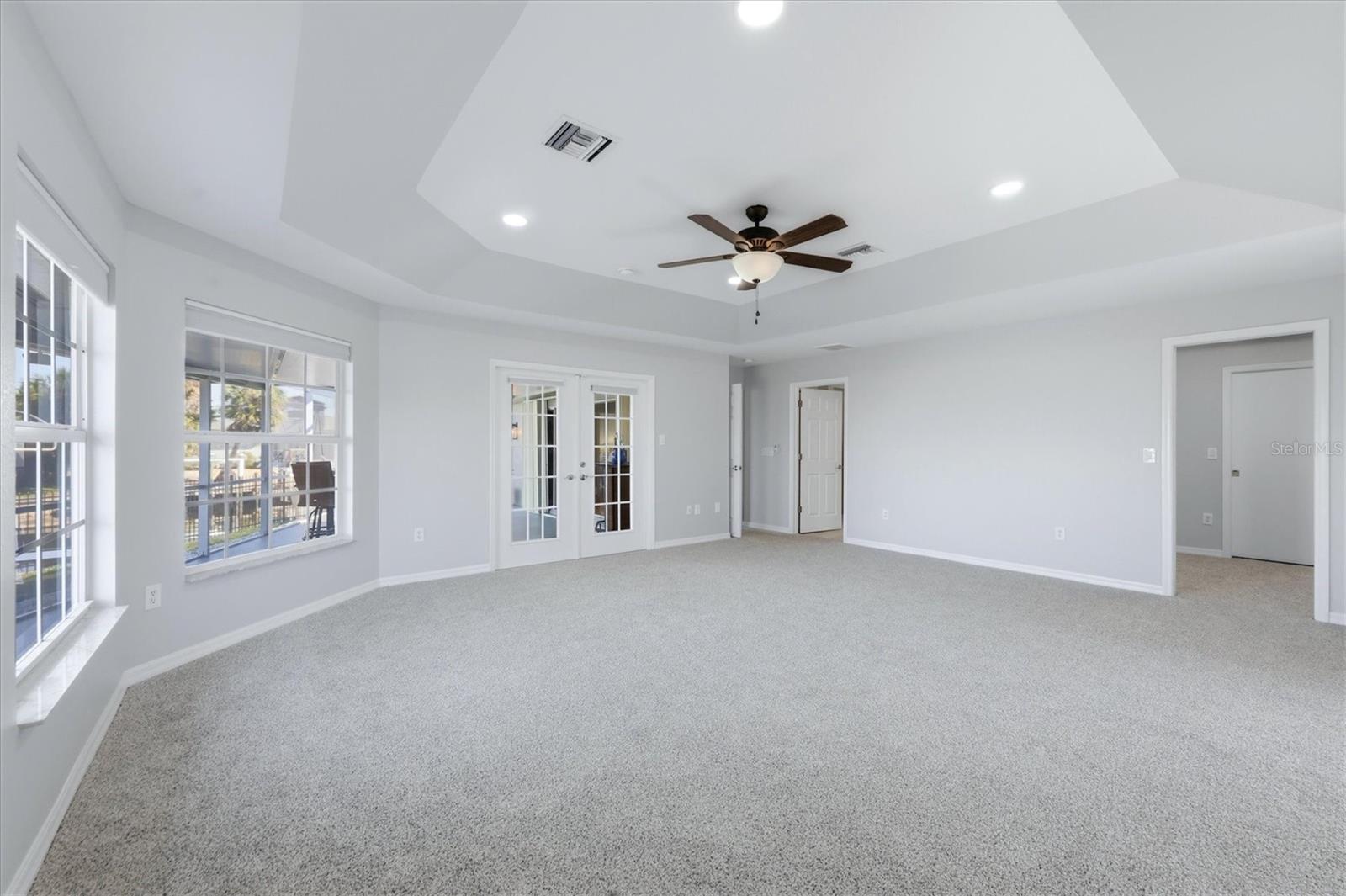 Image 26 of 52 For 3517 Port Charlotte Boulevard