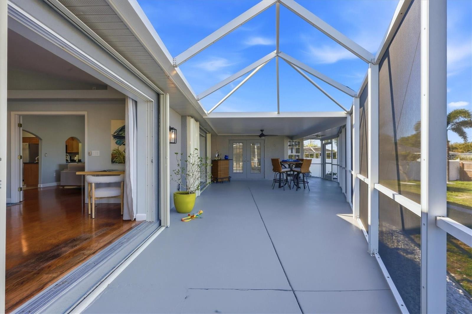 Image 40 of 52 For 3517 Port Charlotte Boulevard