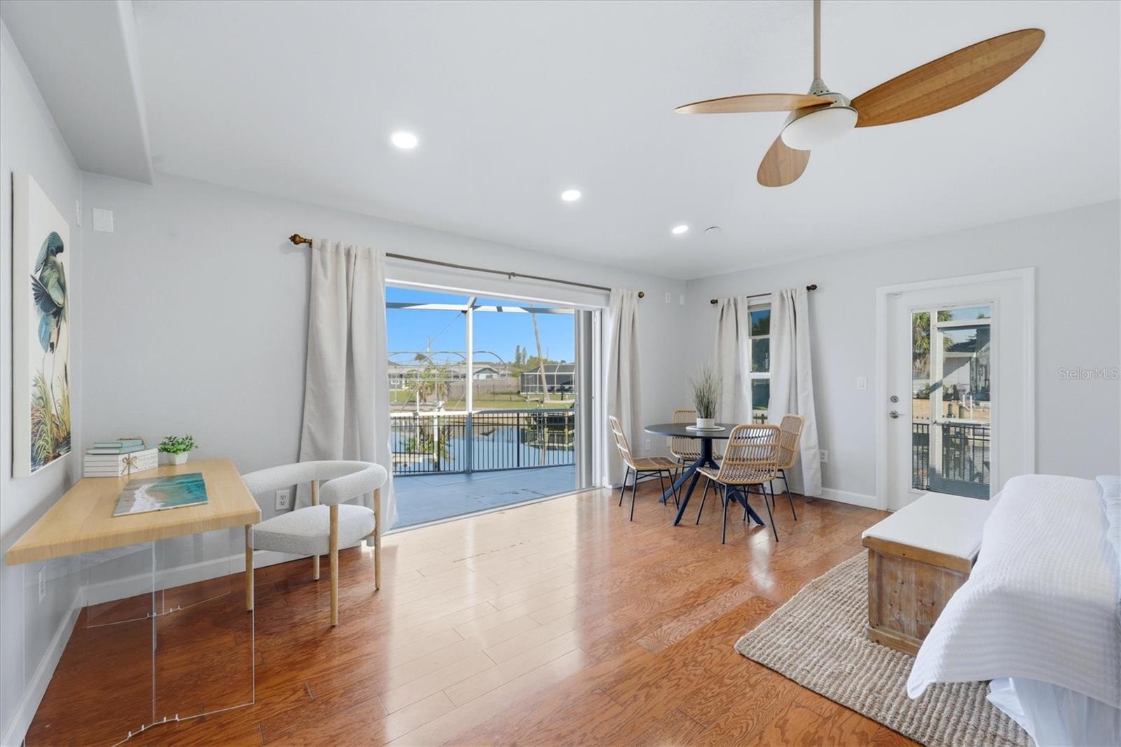 Image 6 of 52 For 3517 Port Charlotte Boulevard