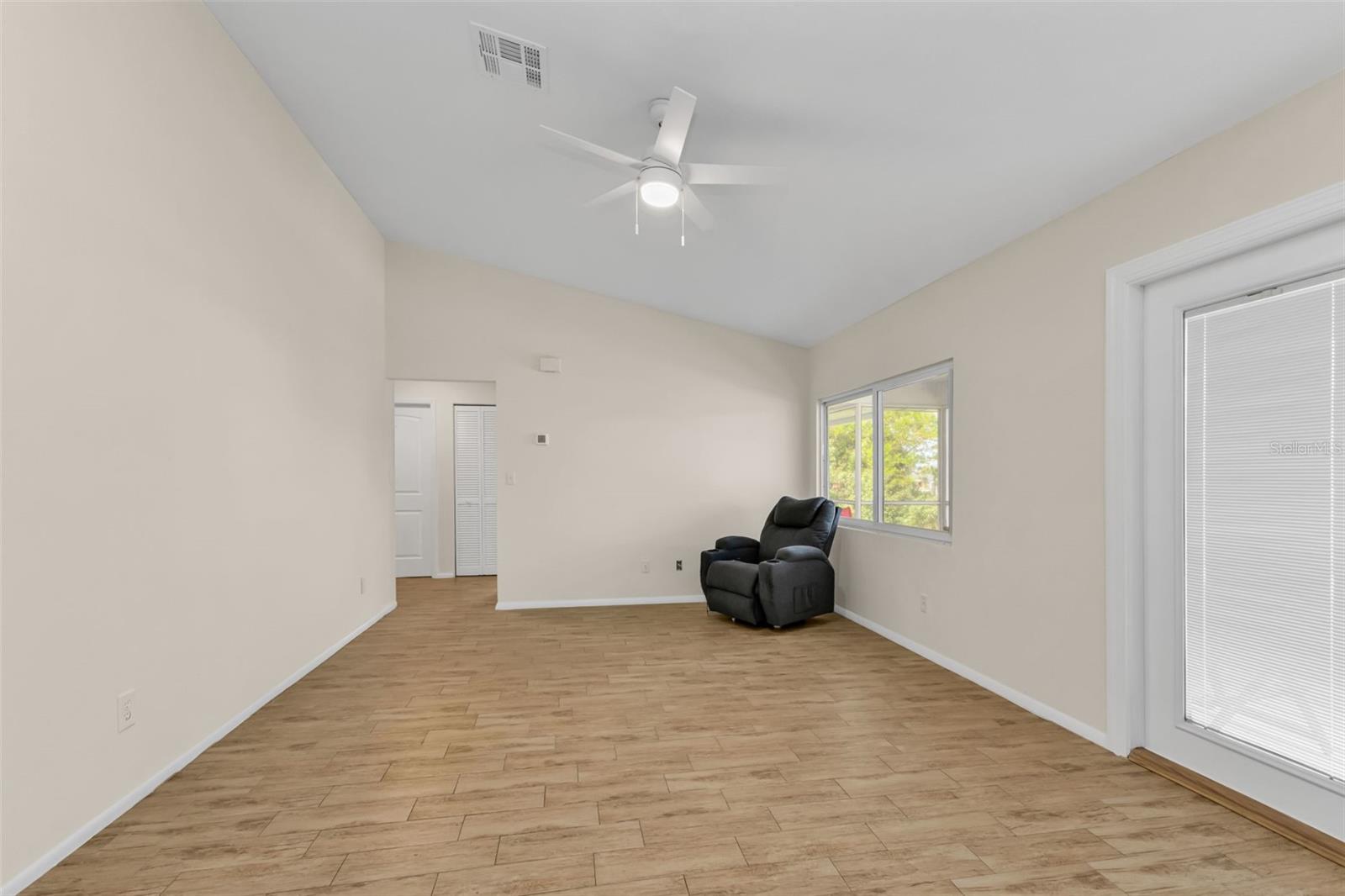 Image 14 of 70 For 3059 Holcomb Road