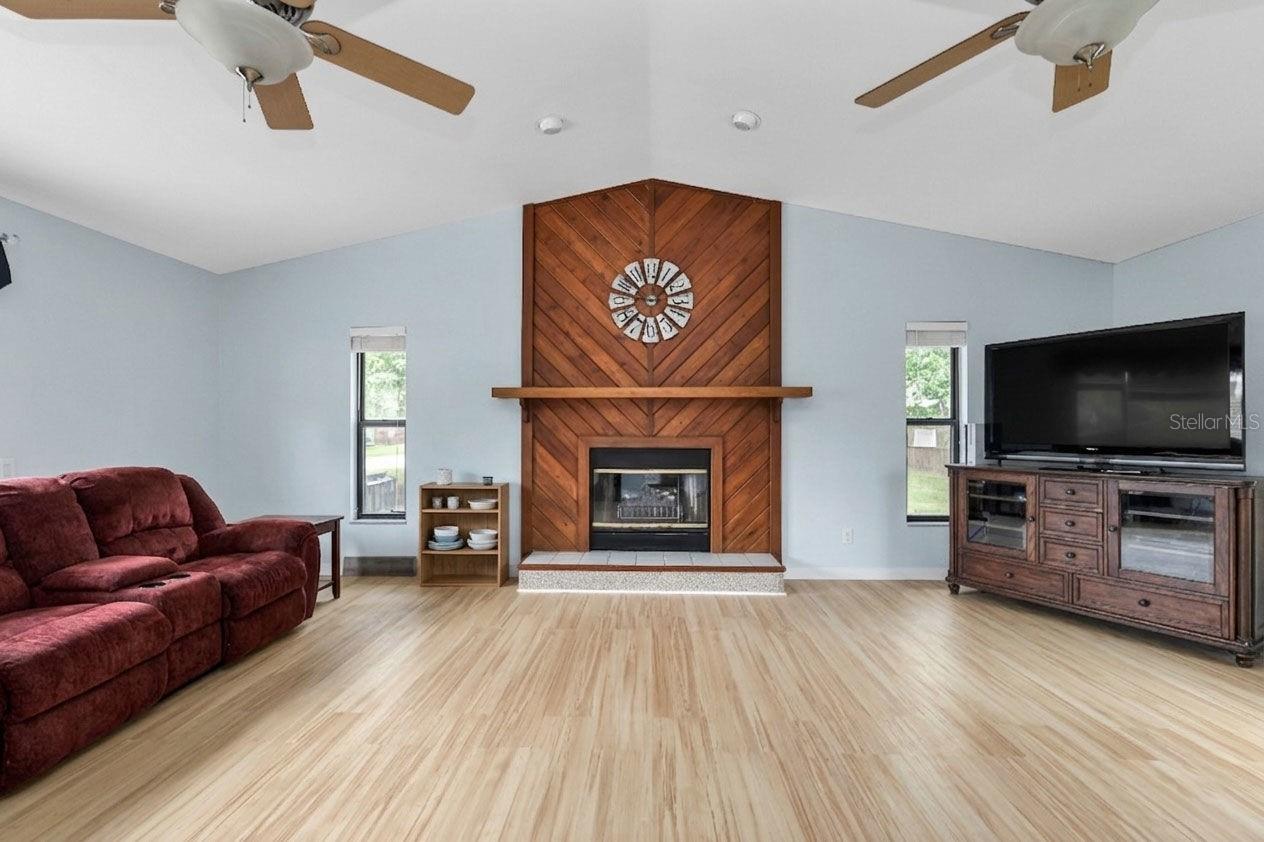 Image 23 of 70 For 3059 Holcomb Road