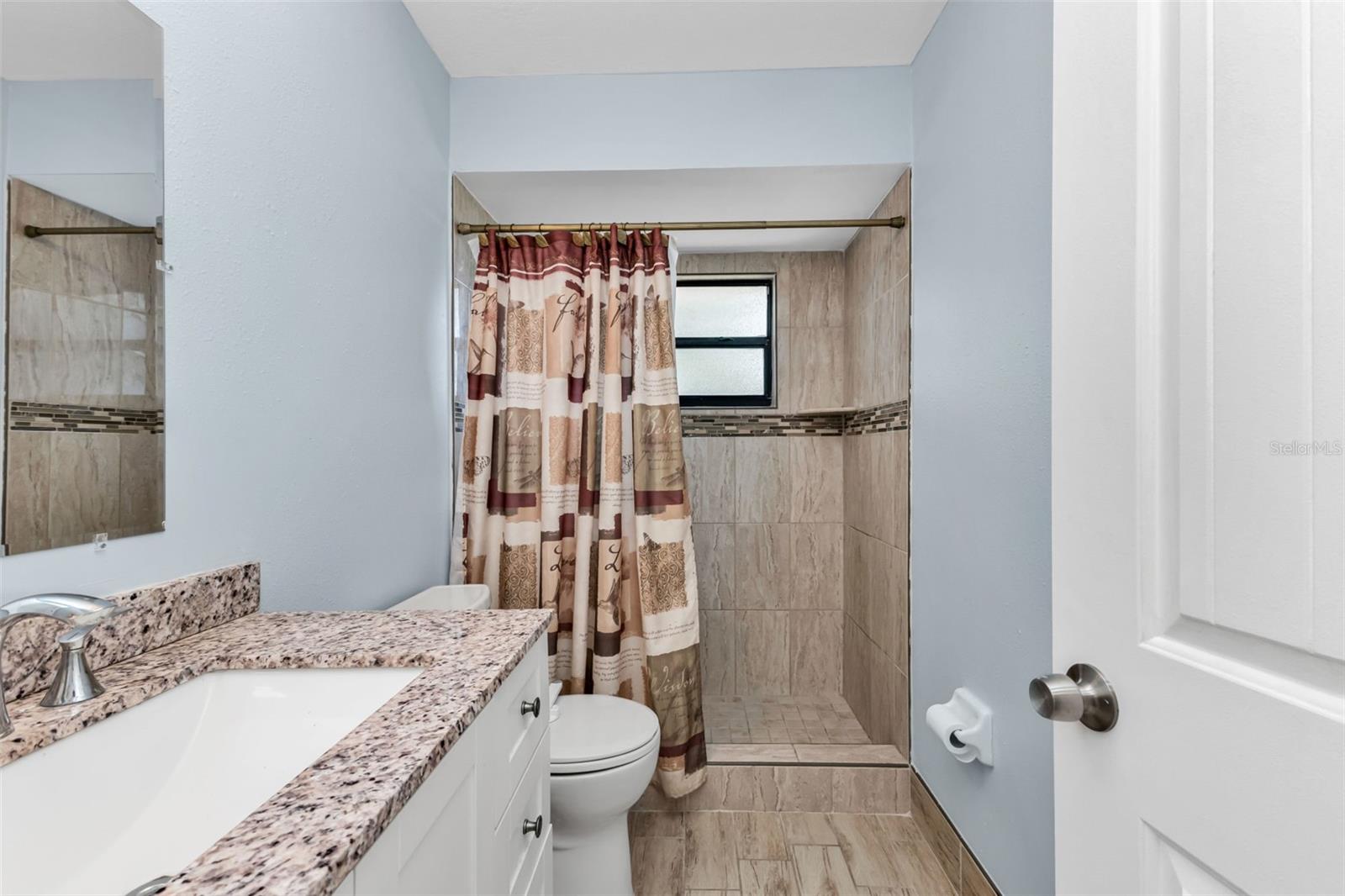 Image 31 of 70 For 3059 Holcomb Road