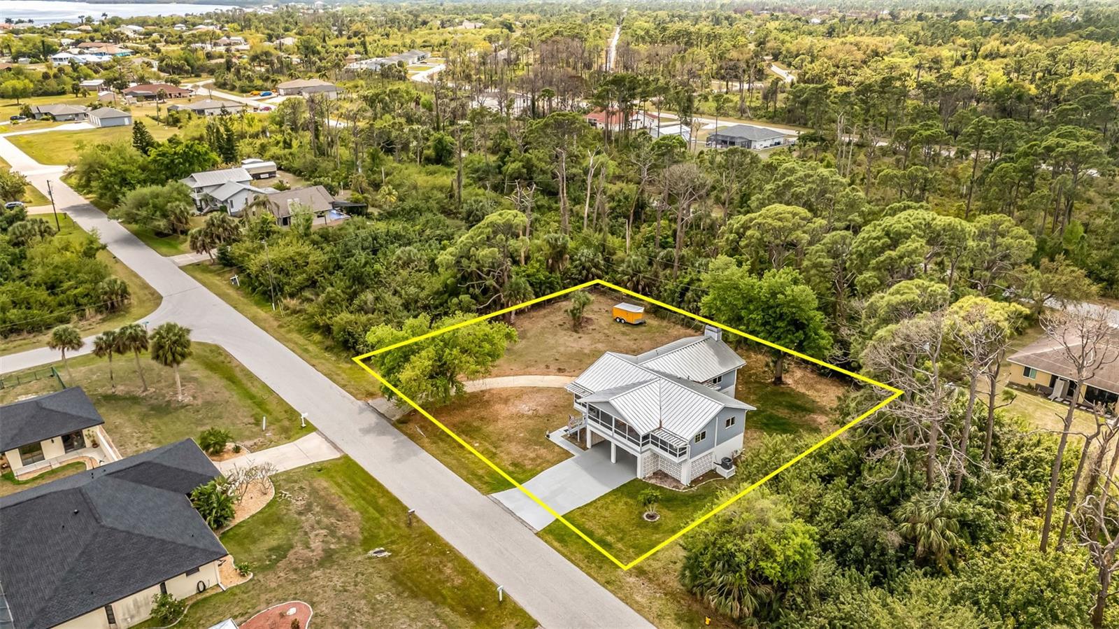 Image 47 of 70 For 3059 Holcomb Road