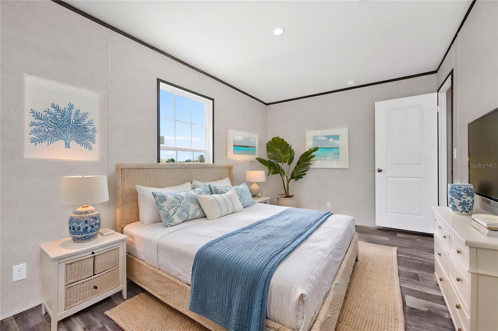 Image 15 of 37 For 7400 Beckley Street