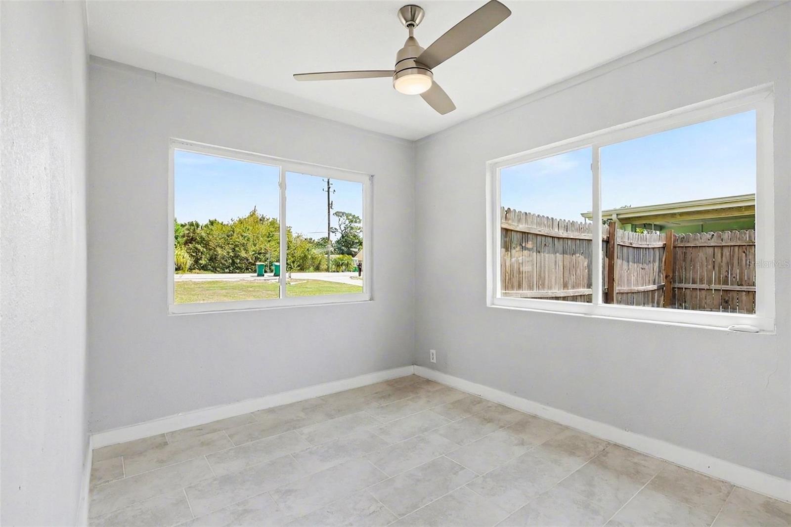 Image 23 of 44 For 4411 Melbourne Street