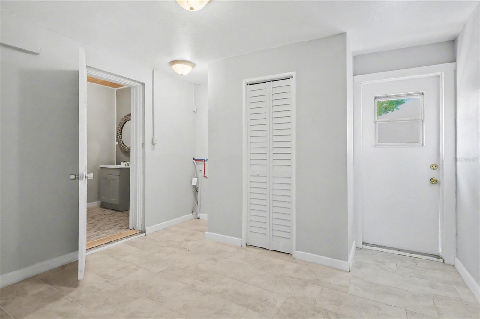 Image 28 of 44 For 4411 Melbourne Street