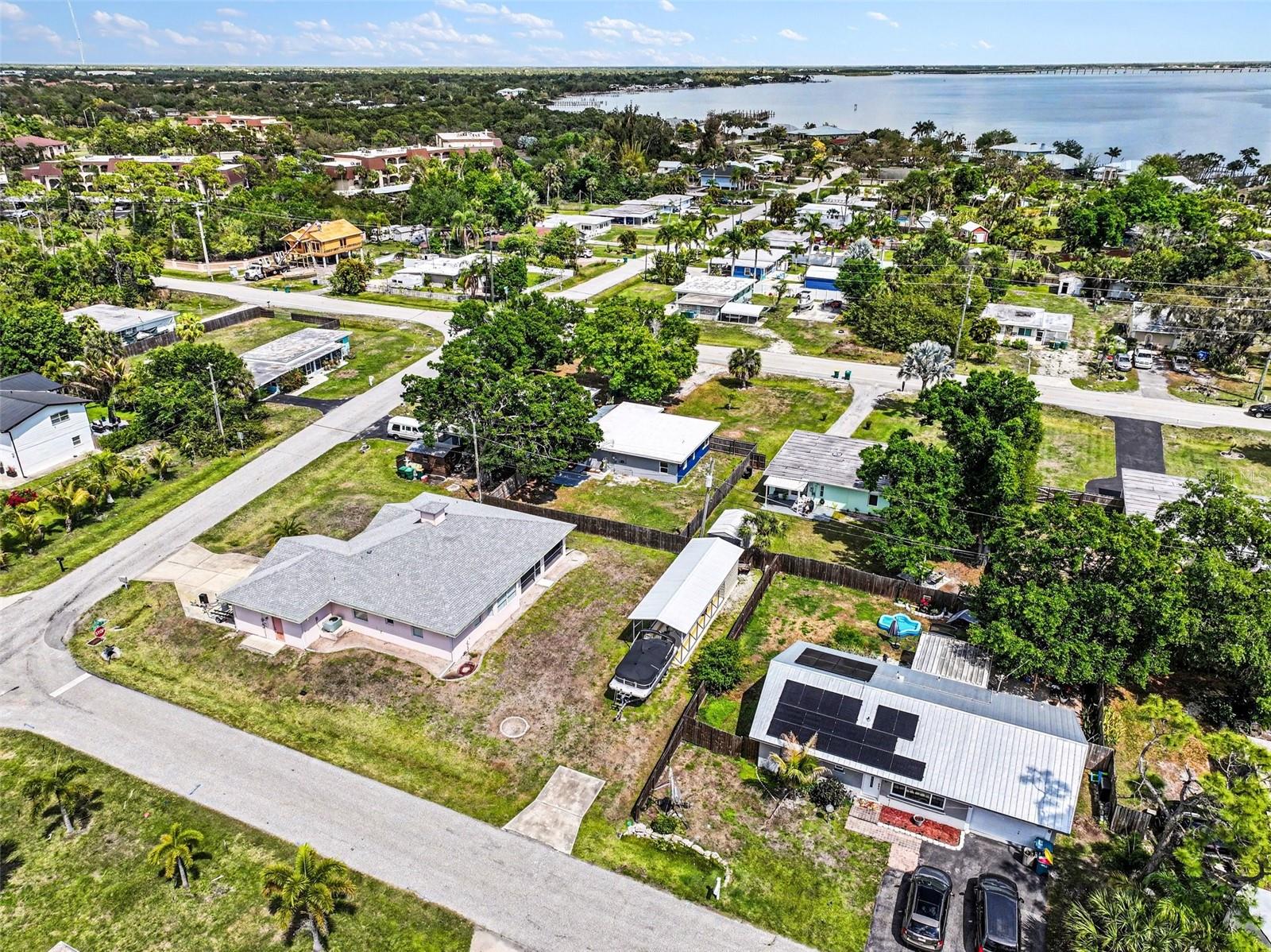 Image 37 of 44 For 4411 Melbourne Street