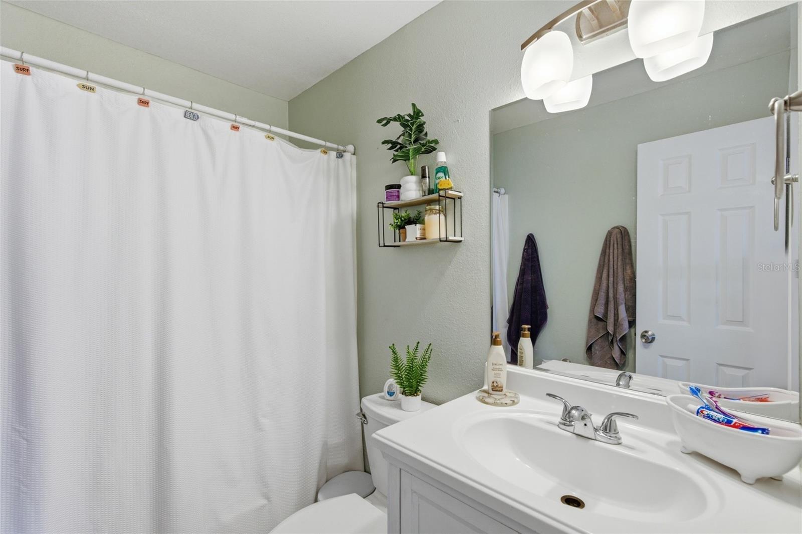 Image 13 of 32 For 3706 1st Terrace