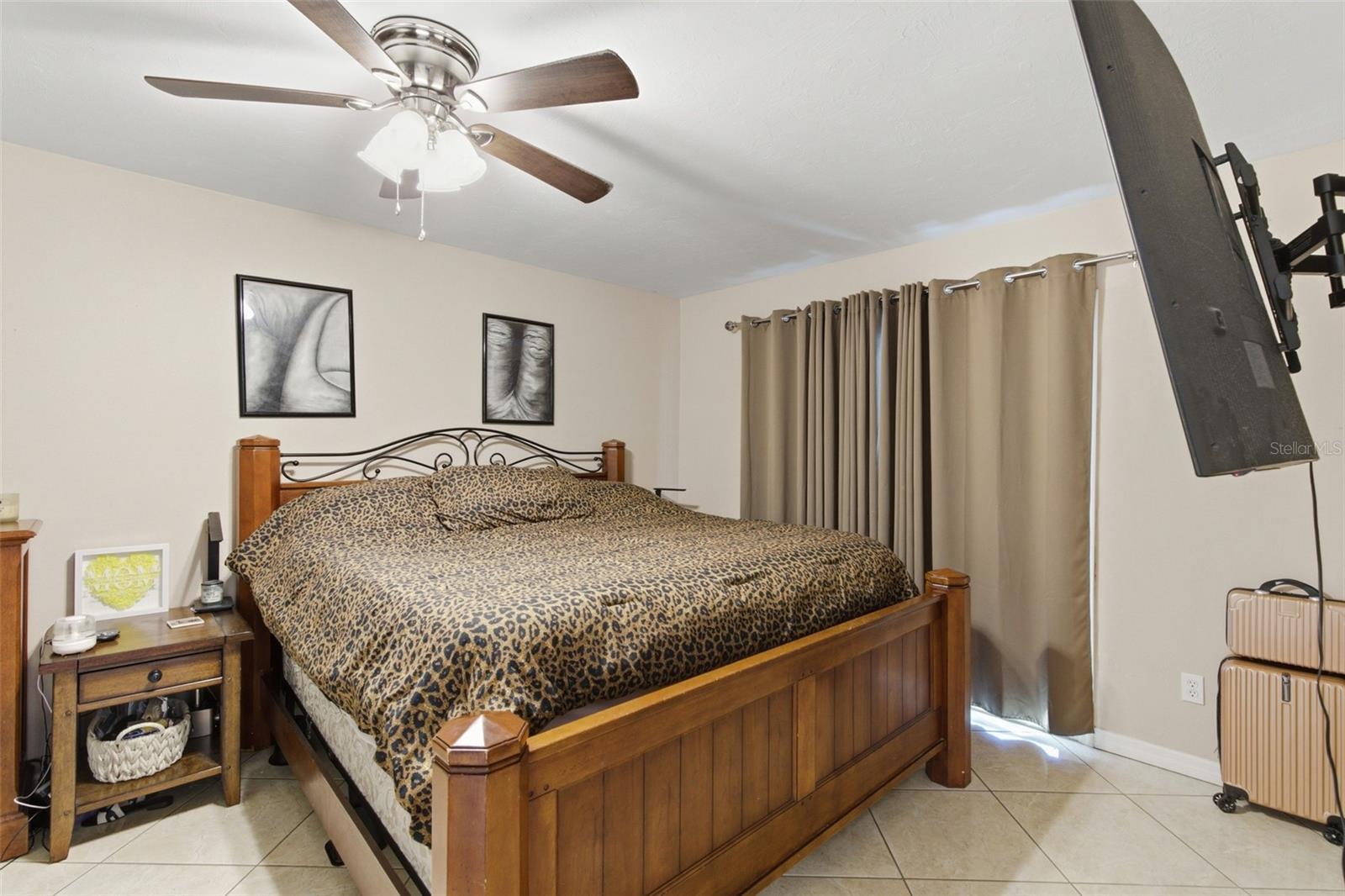 Image 18 of 32 For 3706 1st Terrace