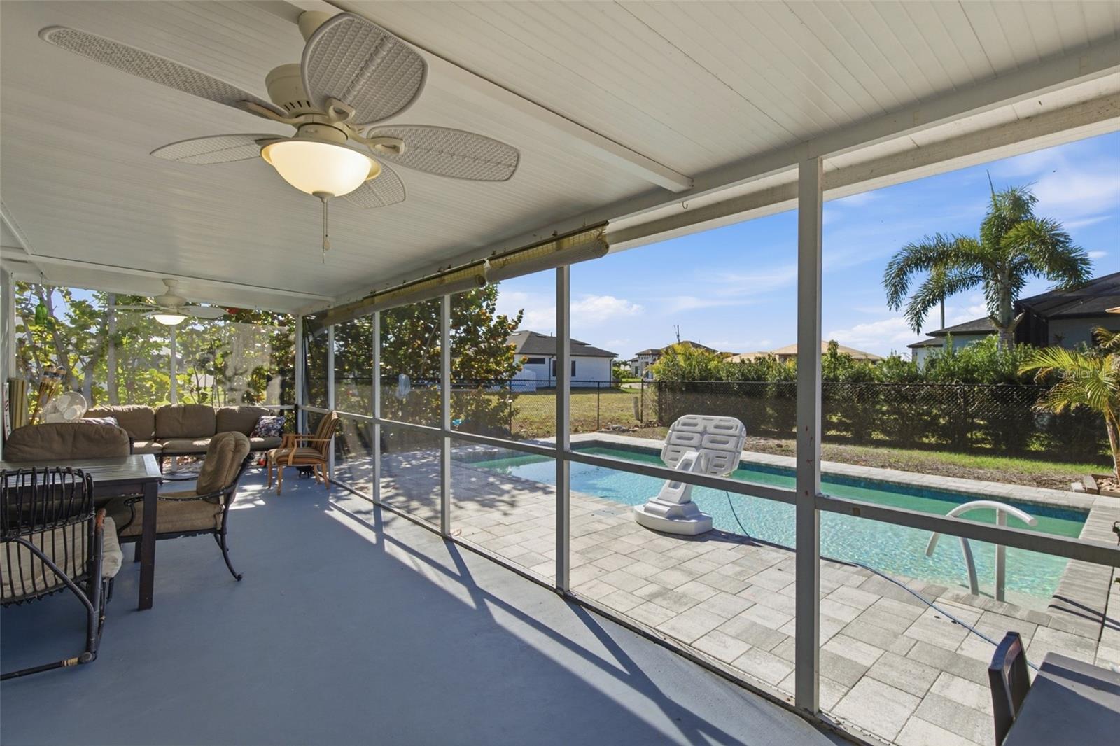 Image 22 of 32 For 3706 1st Terrace