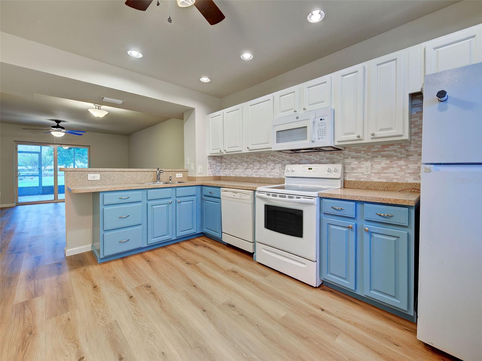 Image 10 of 55 For 26396 Nadir Road 506