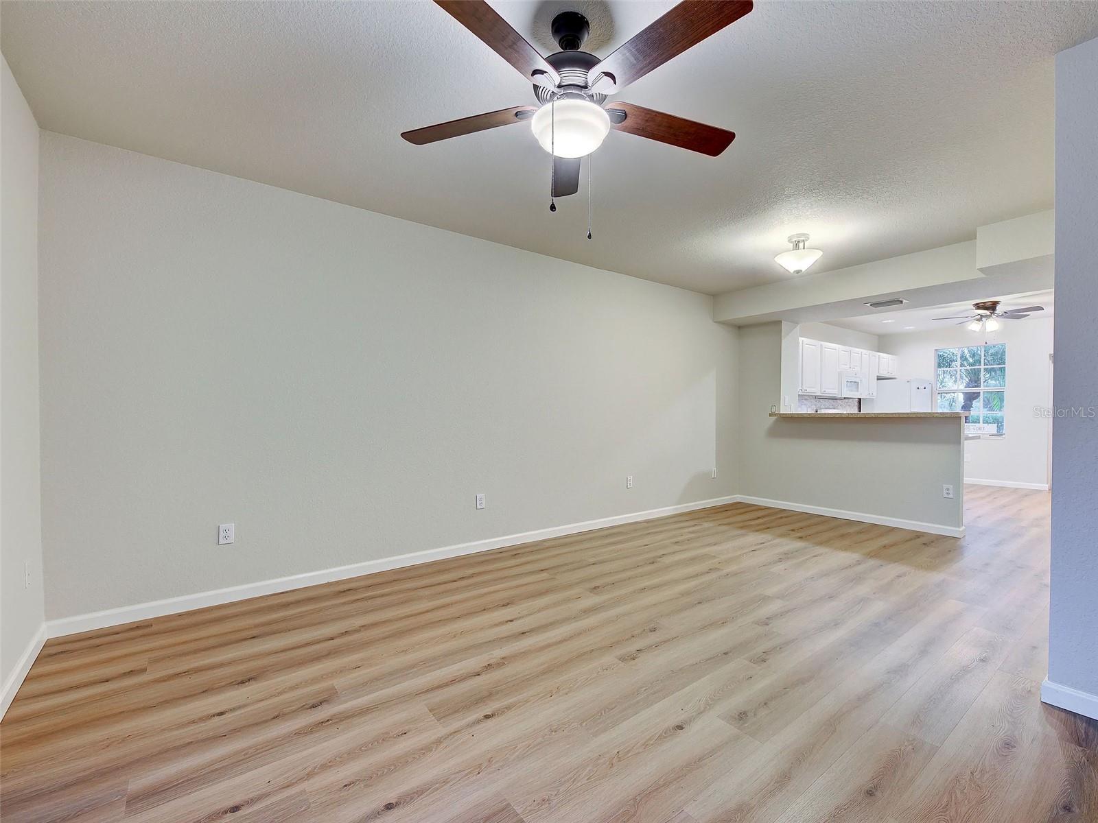 Image 21 of 55 For 26396 Nadir Road 506