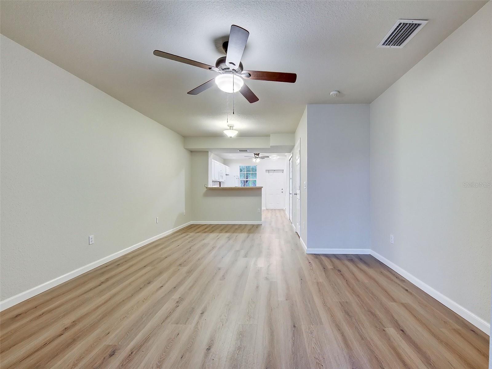 Image 22 of 55 For 26396 Nadir Road 506