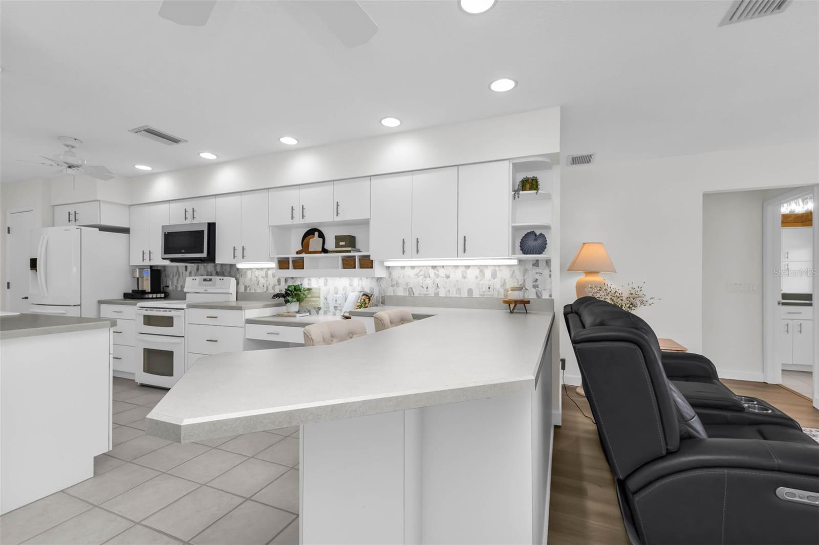 Image 21 of 67 For 435 Caicos Drive