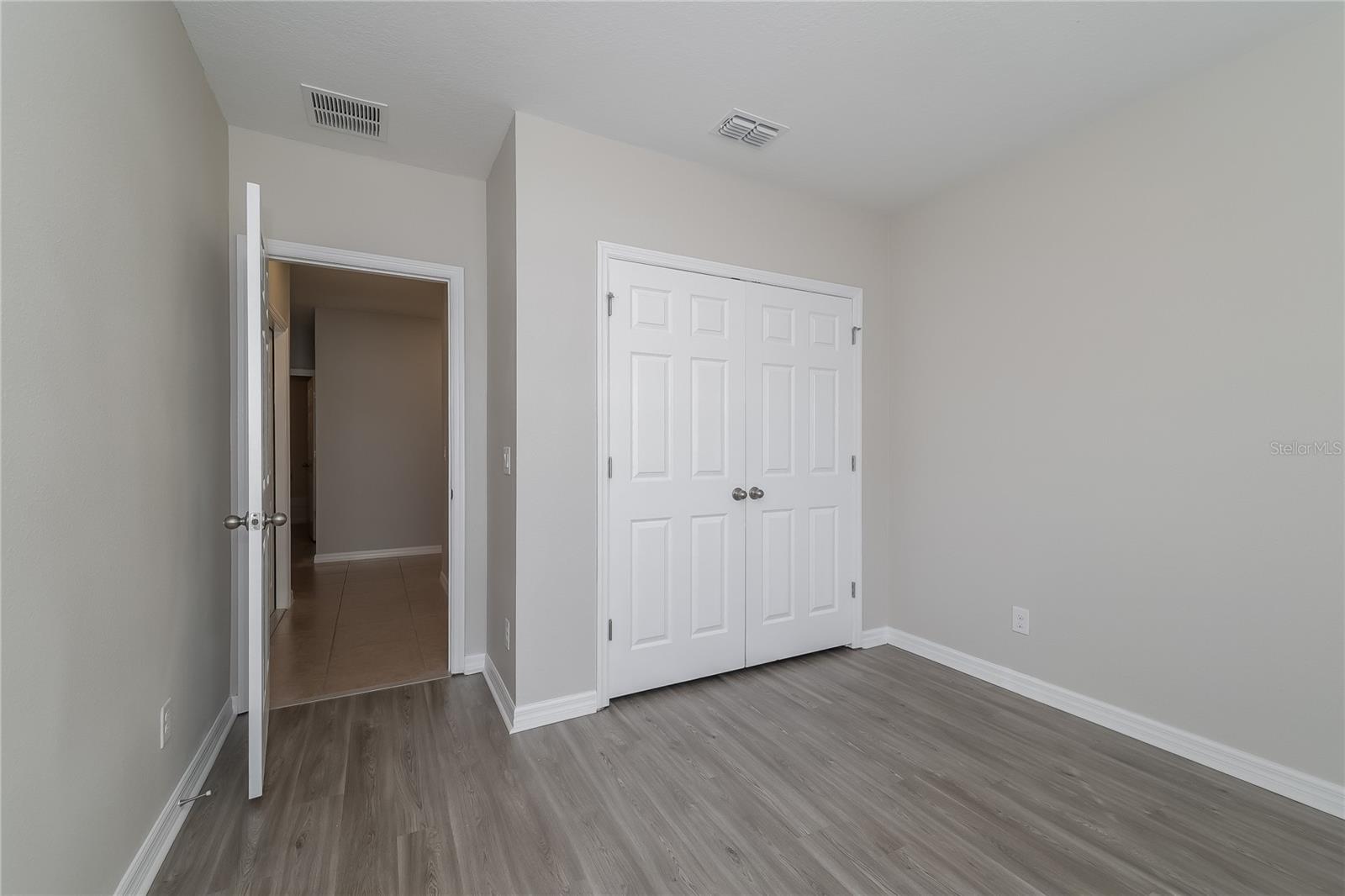 Image 9 of 15 For 122 Vitoria Road